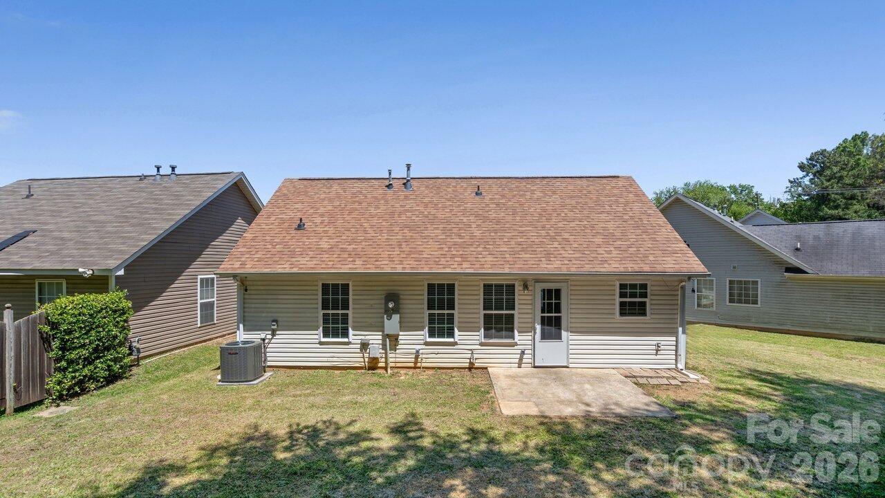 613 Hoskins Ridge Lane — Charlotte