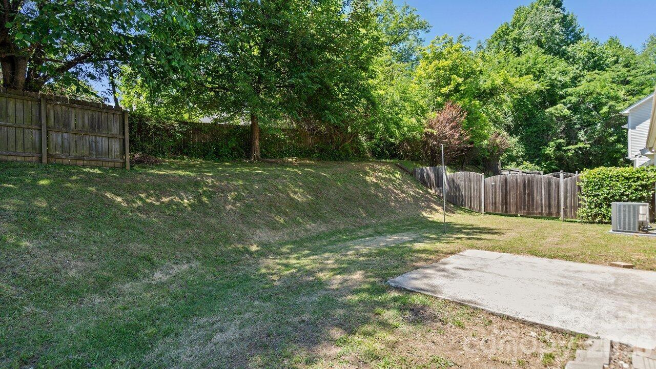 613 Hoskins Ridge Lane — Charlotte