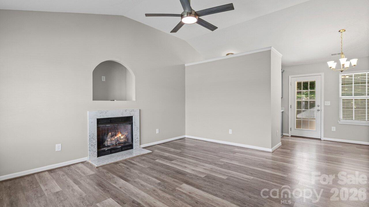 613 Hoskins Ridge Lane — Charlotte