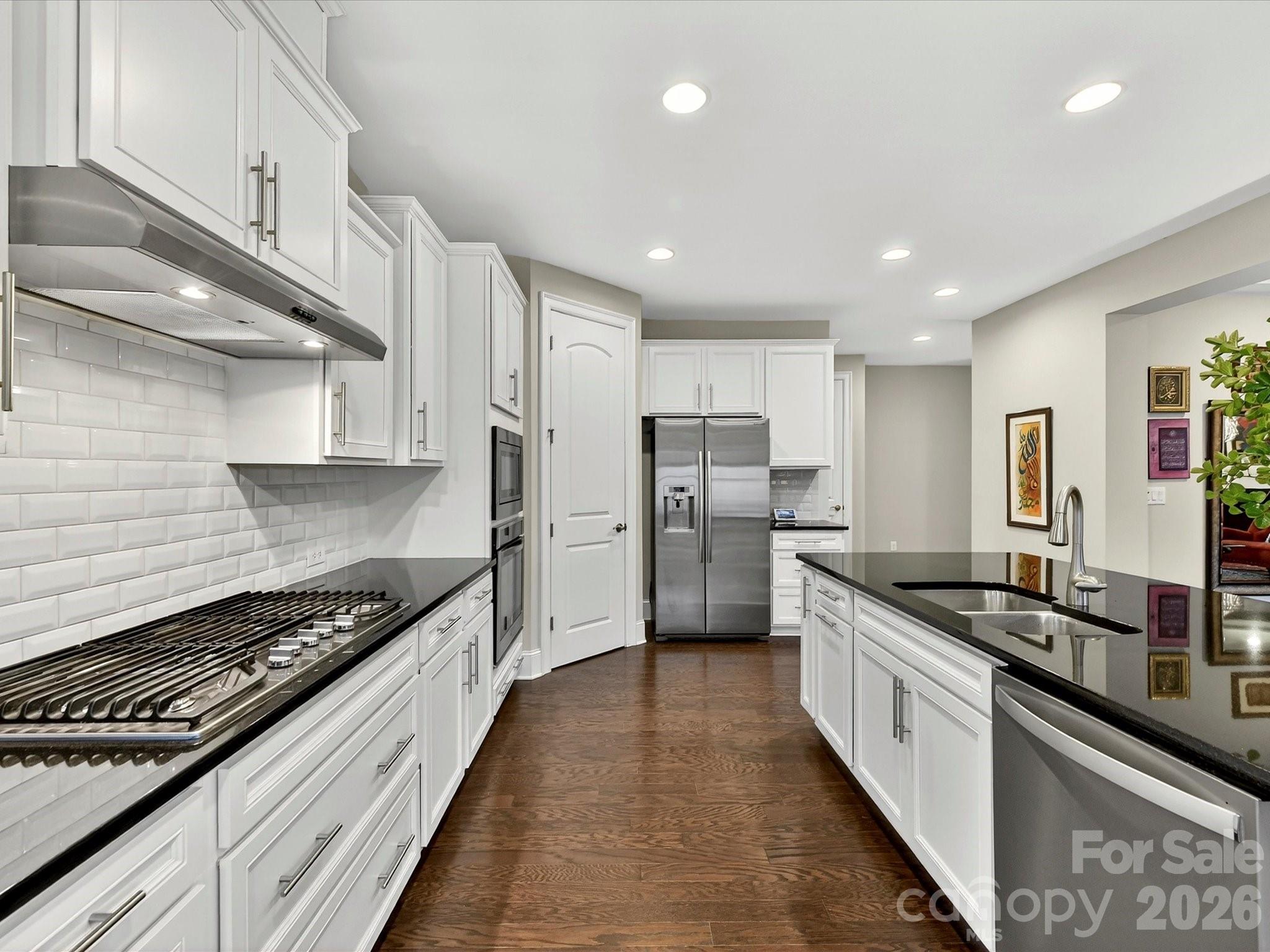 2028 Perry Pond Drive — Waxhaw