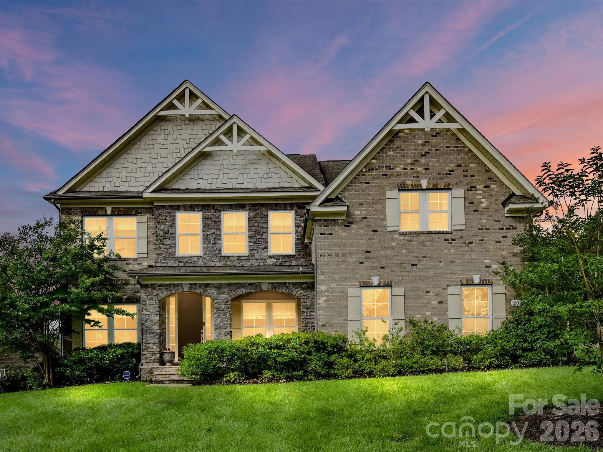 2028 Perry Pond Drive — Waxhaw
