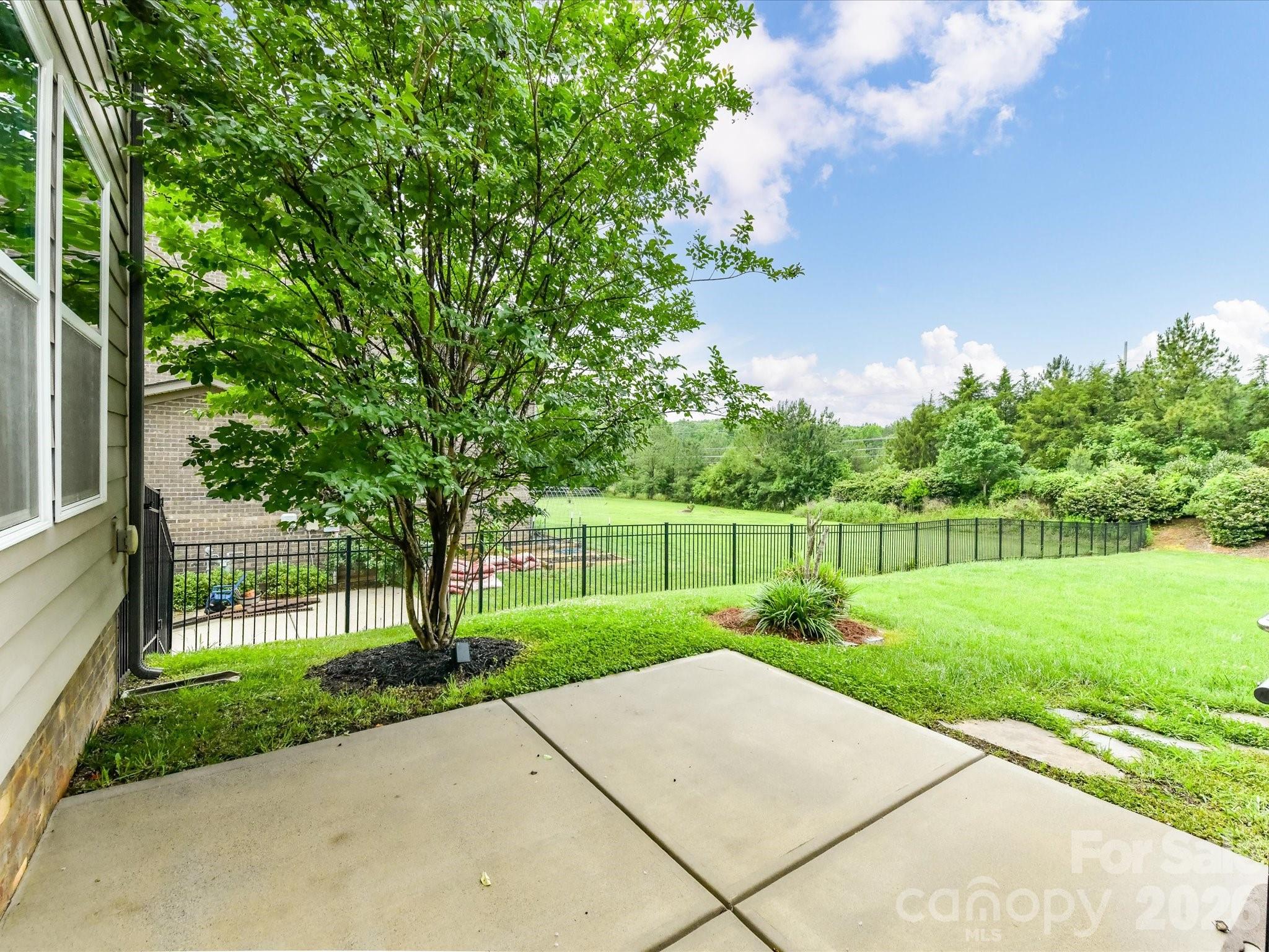 2028 Perry Pond Drive — Waxhaw
