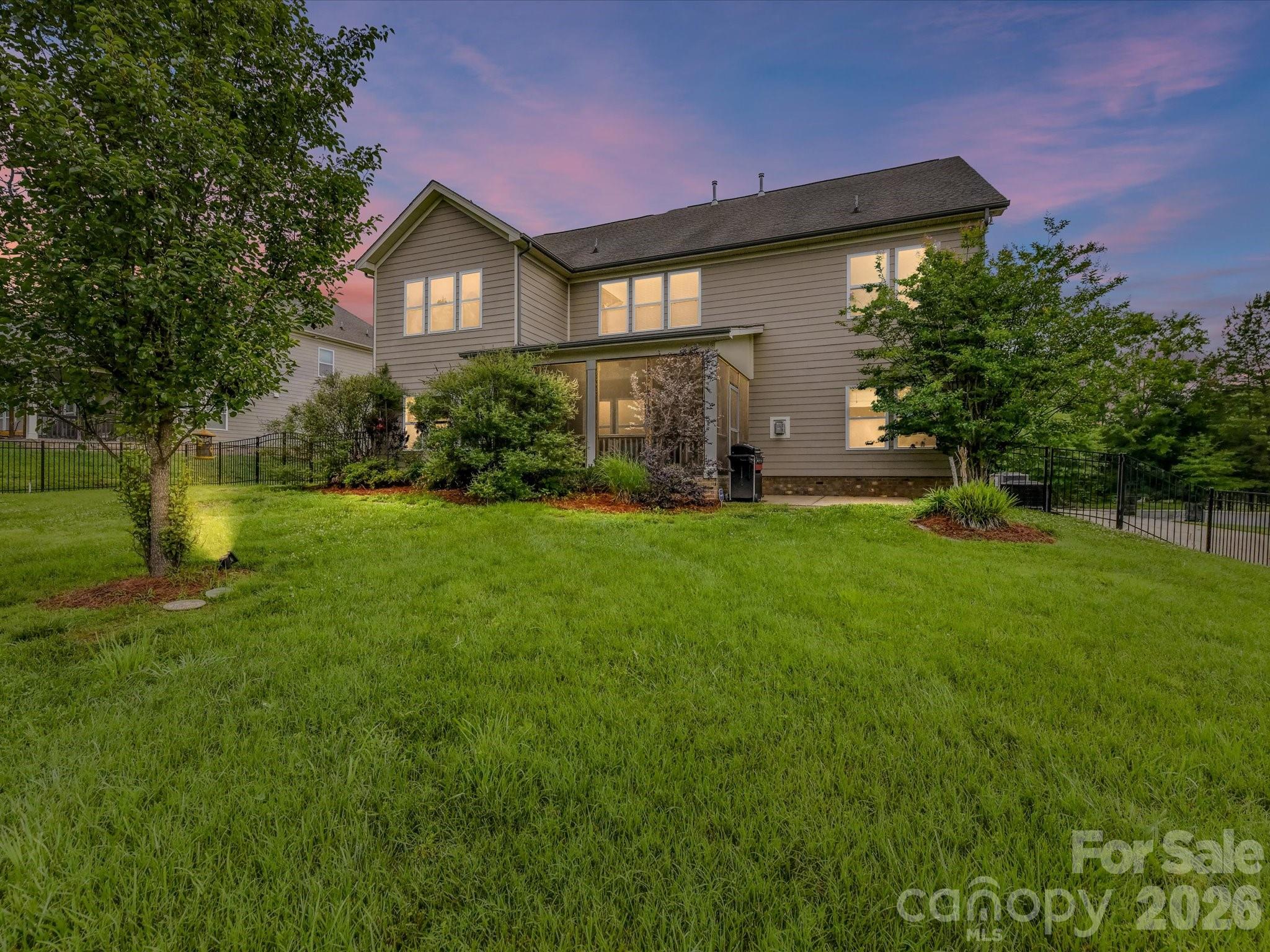 2028 Perry Pond Drive — Waxhaw