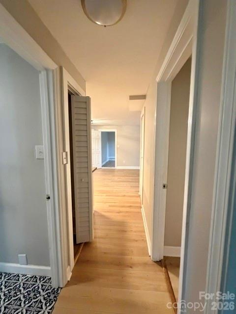 1450 3rd Street — Hickory