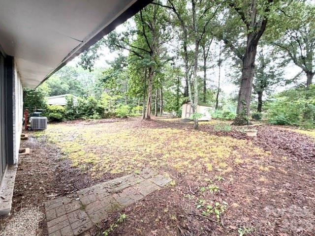 1450 3rd Street — Hickory