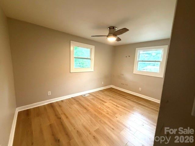 1450 3rd Street — Hickory