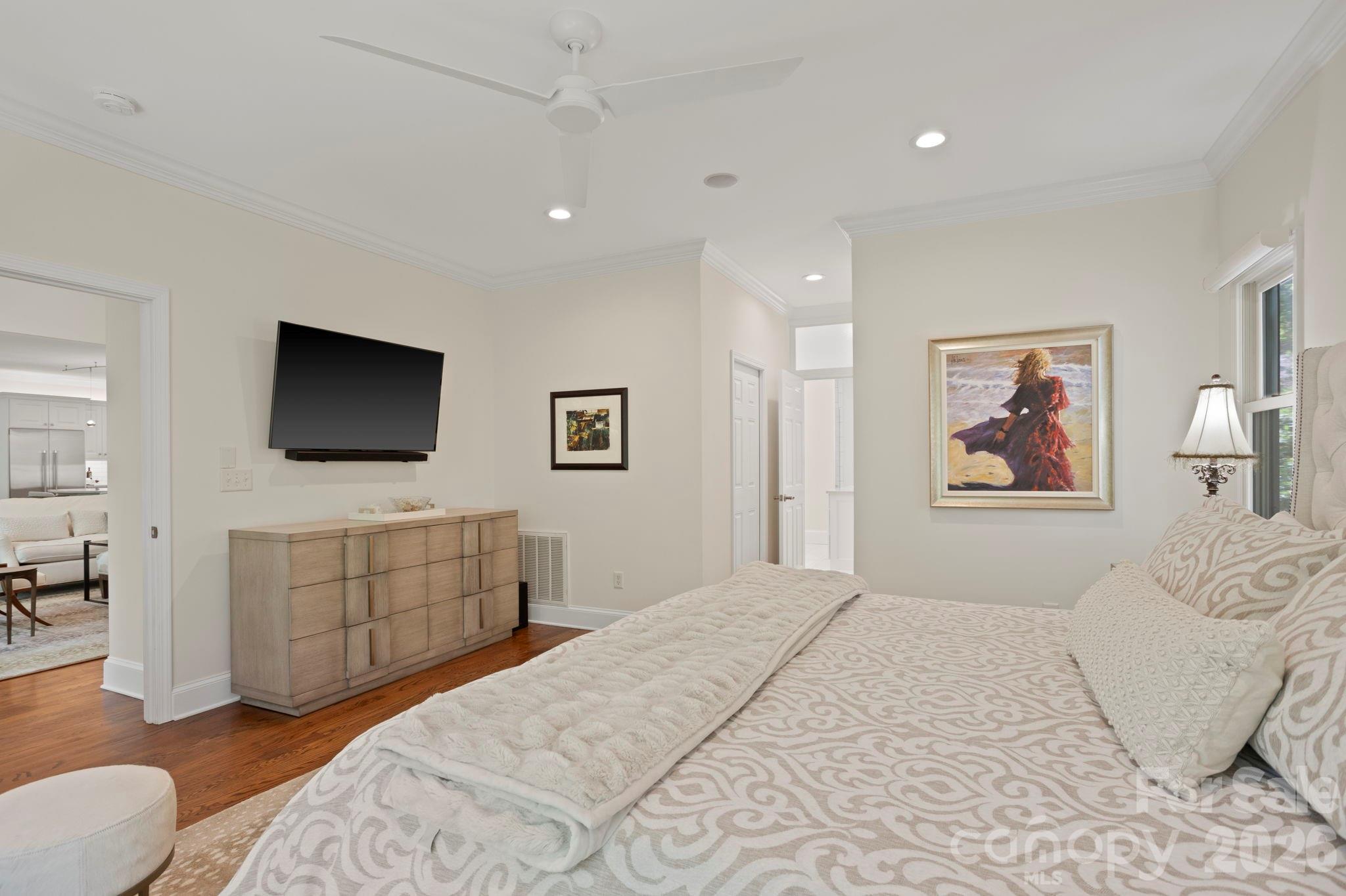 20 Fernridge Court — Flat Rock