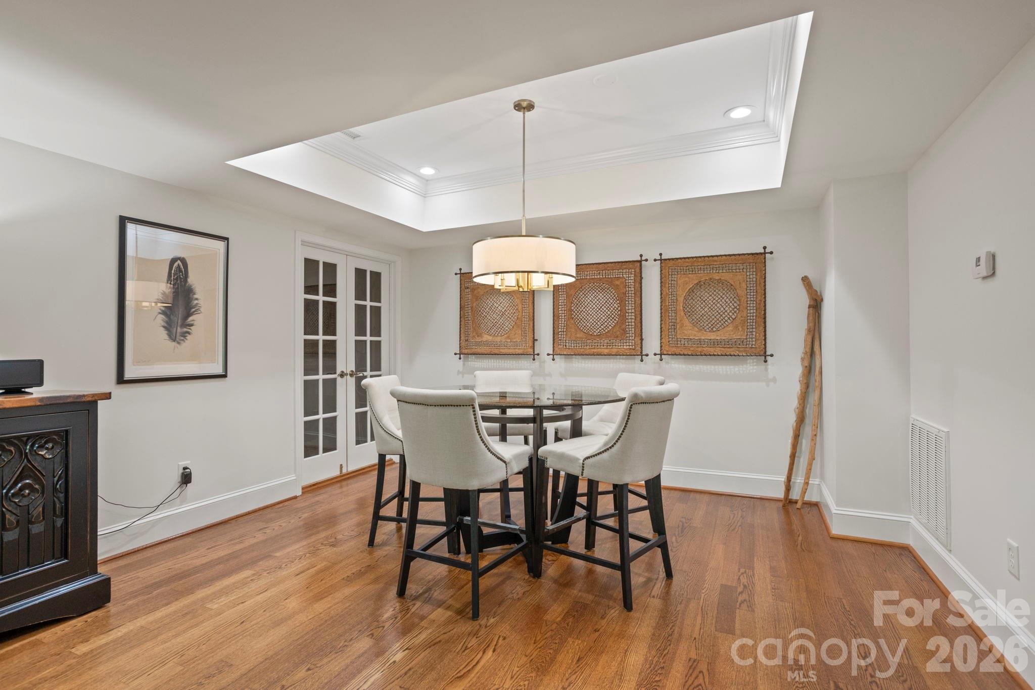 20 Fernridge Court — Flat Rock