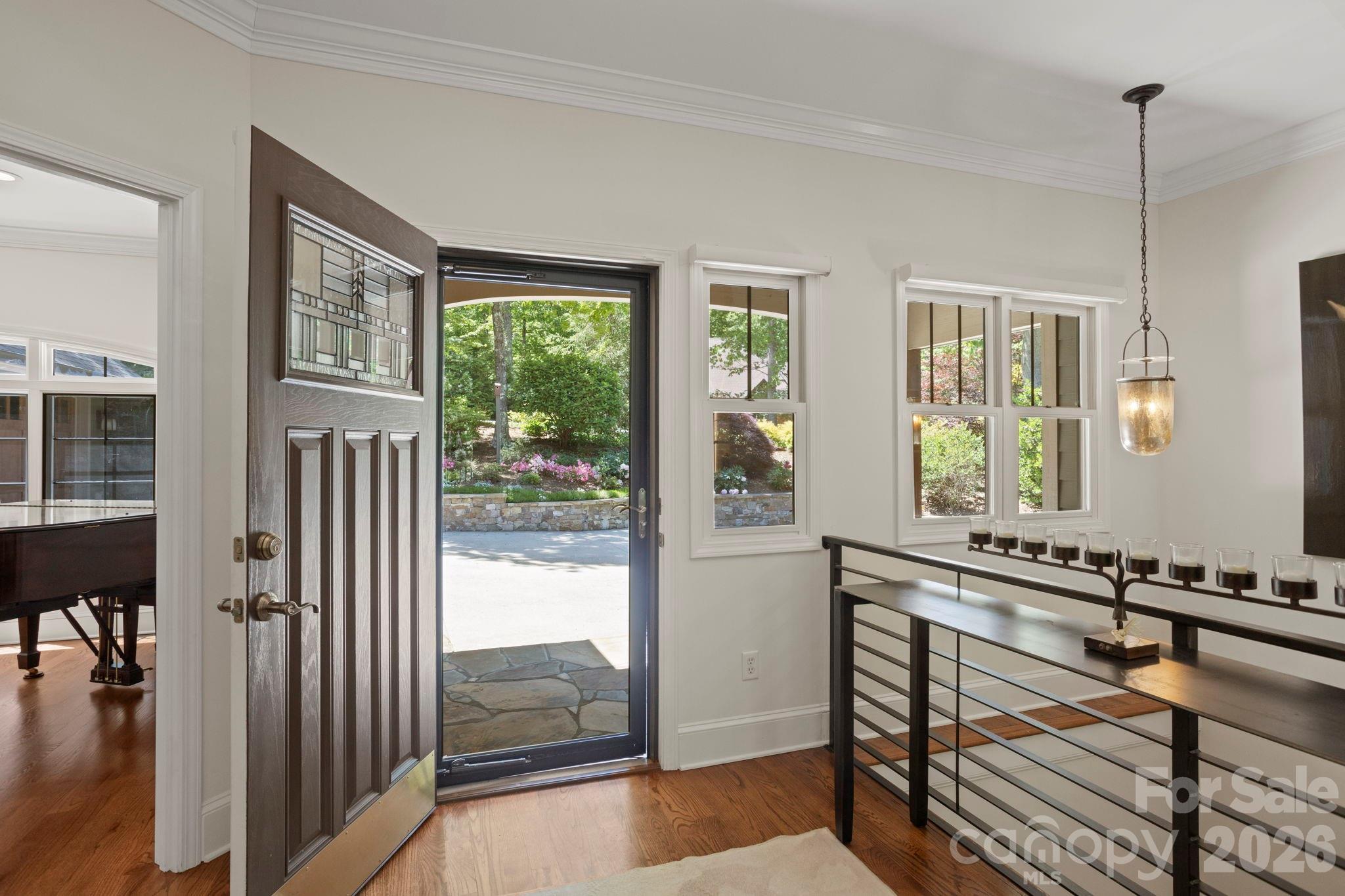 20 Fernridge Court — Flat Rock