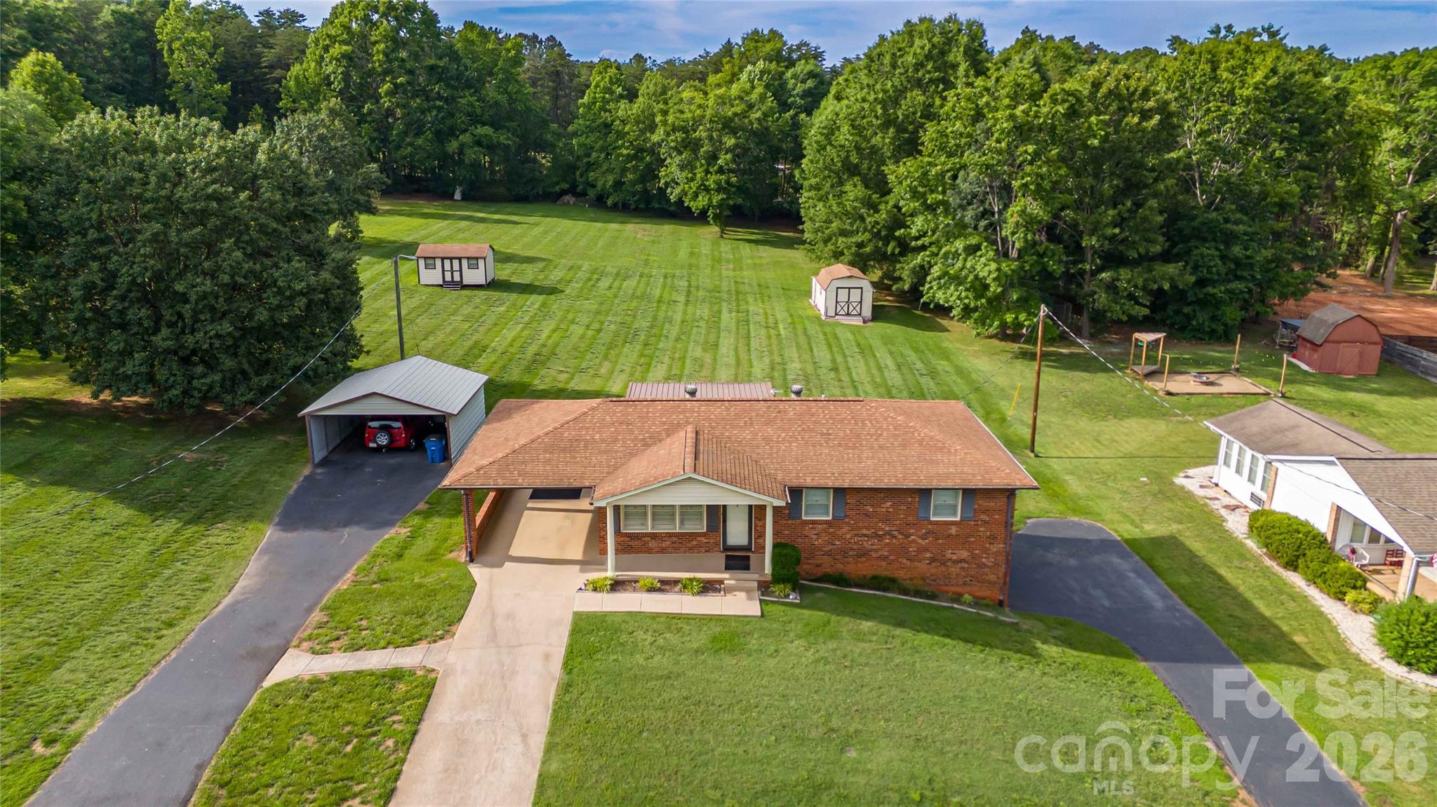 3461 Greentree Acres Road — Valdese