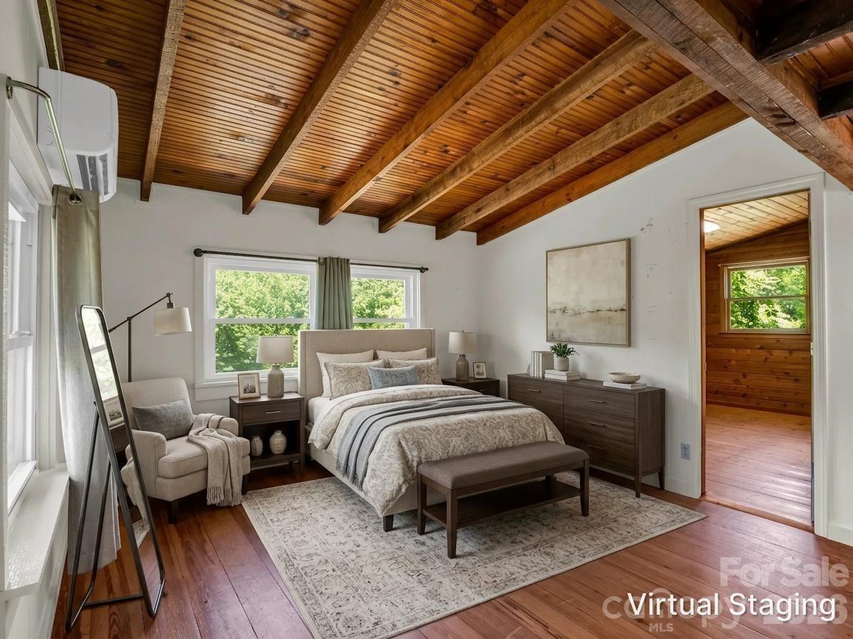 255 & 257 Crescent Street — Saluda
