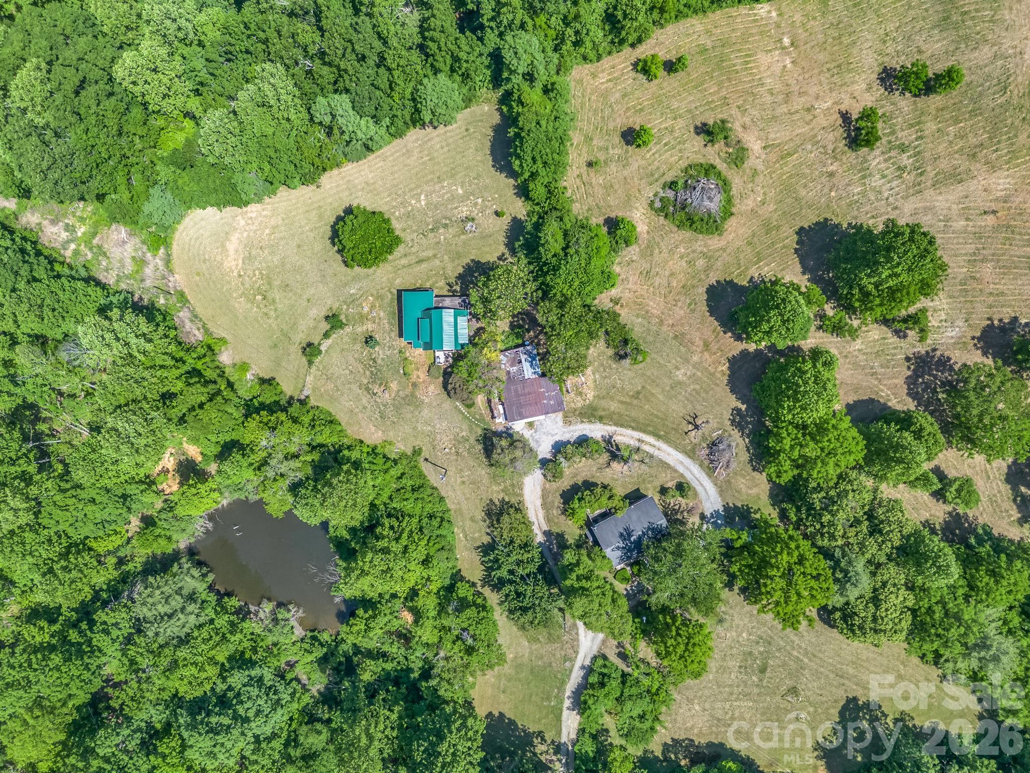 255 & 257 Crescent Street — Saluda