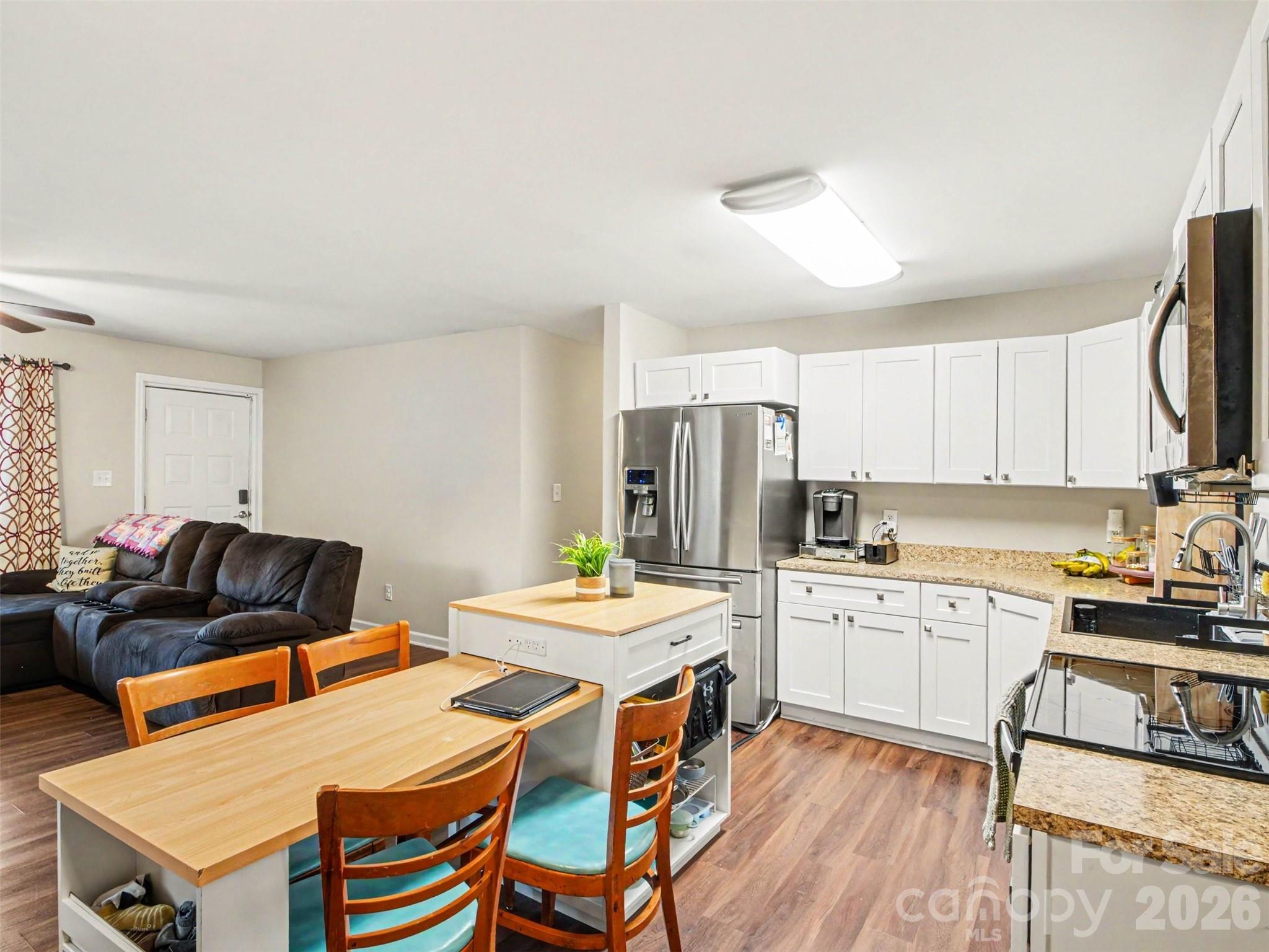 325 Amber Court SW — Concord