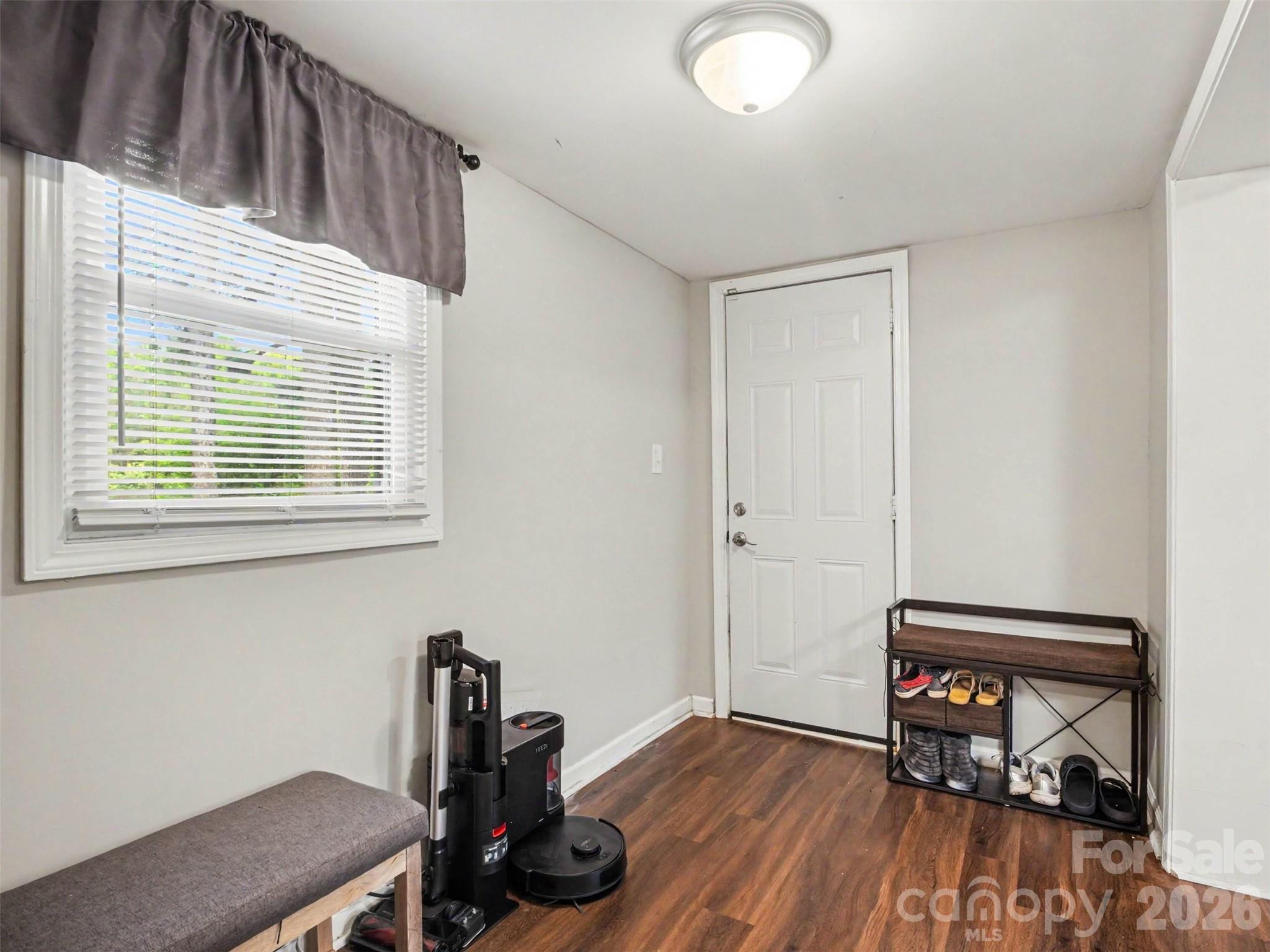 325 Amber Court SW — Concord
