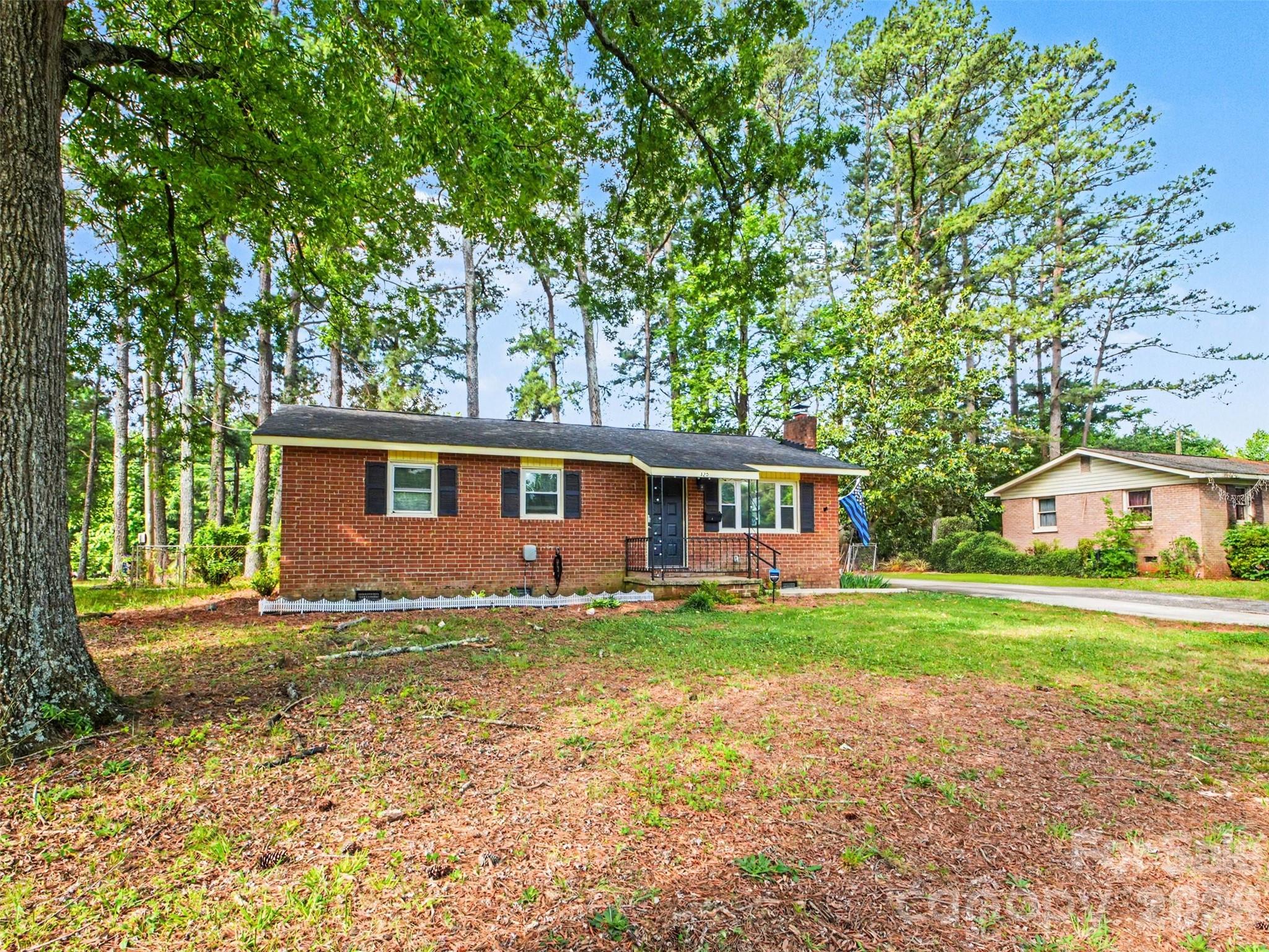 325 Amber Court SW — Concord
