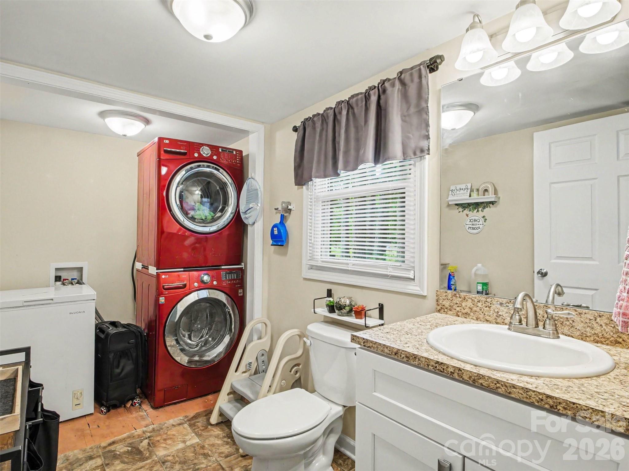 325 Amber Court SW — Concord