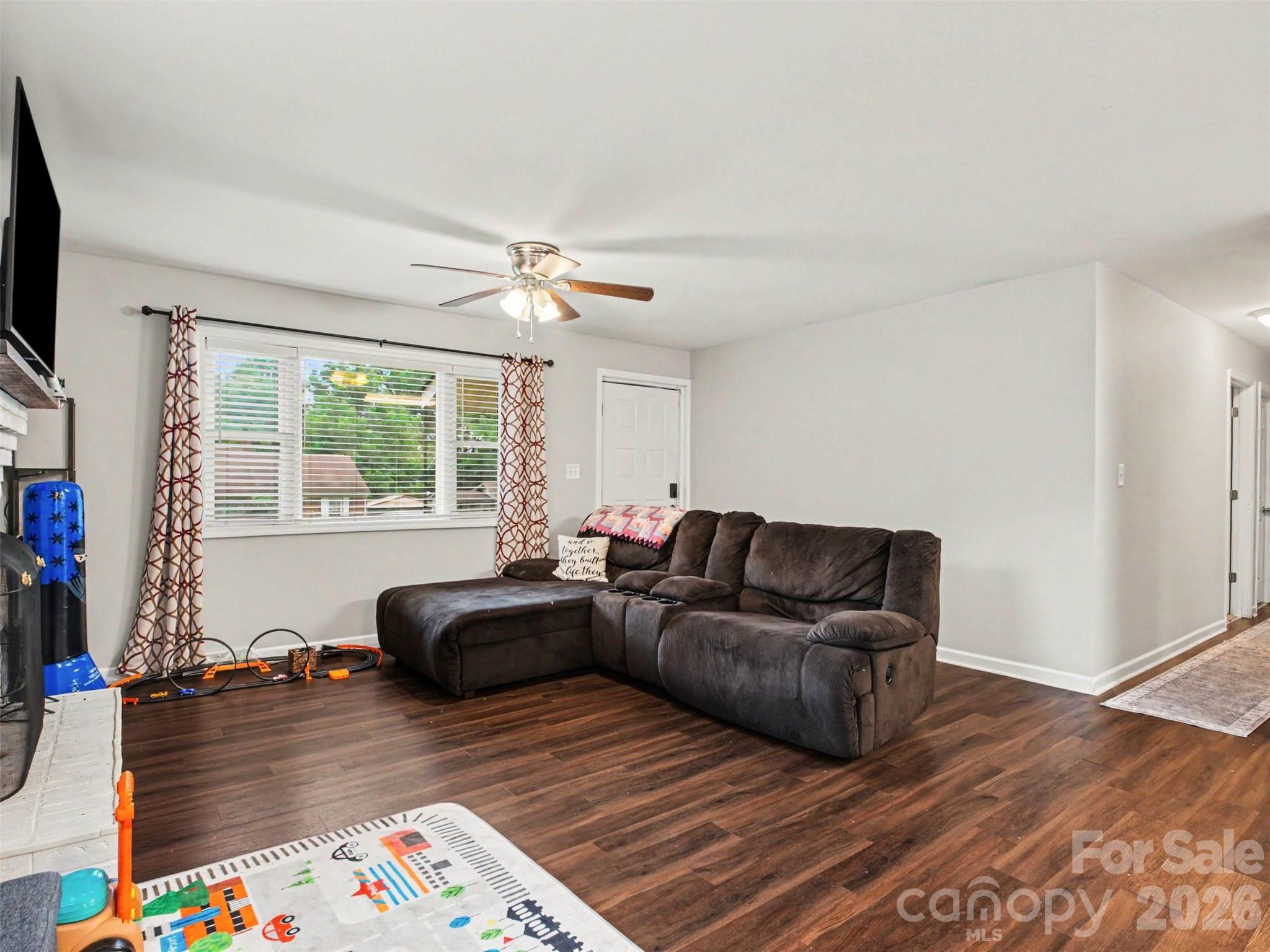 325 Amber Court SW — Concord