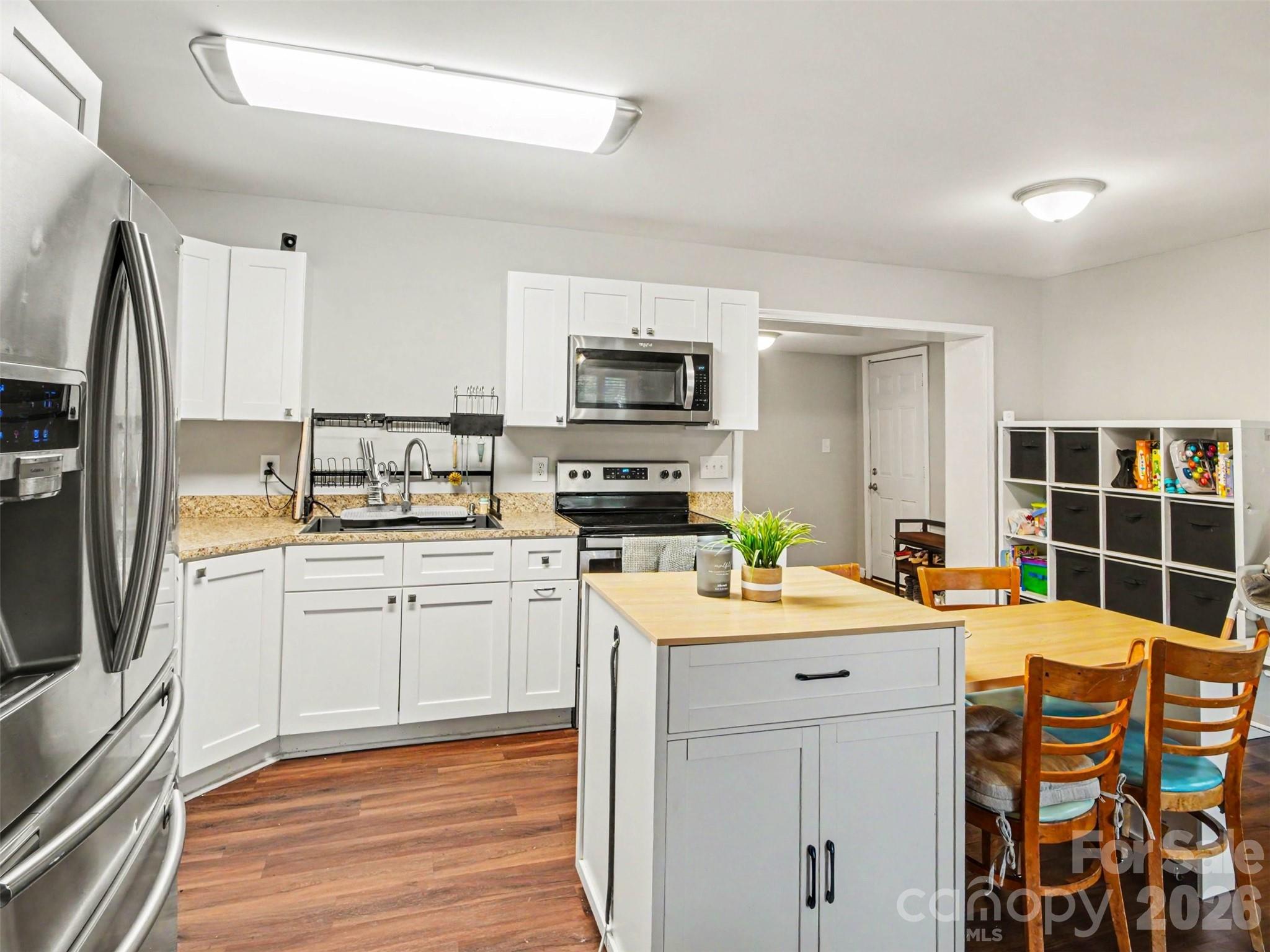 325 Amber Court SW — Concord