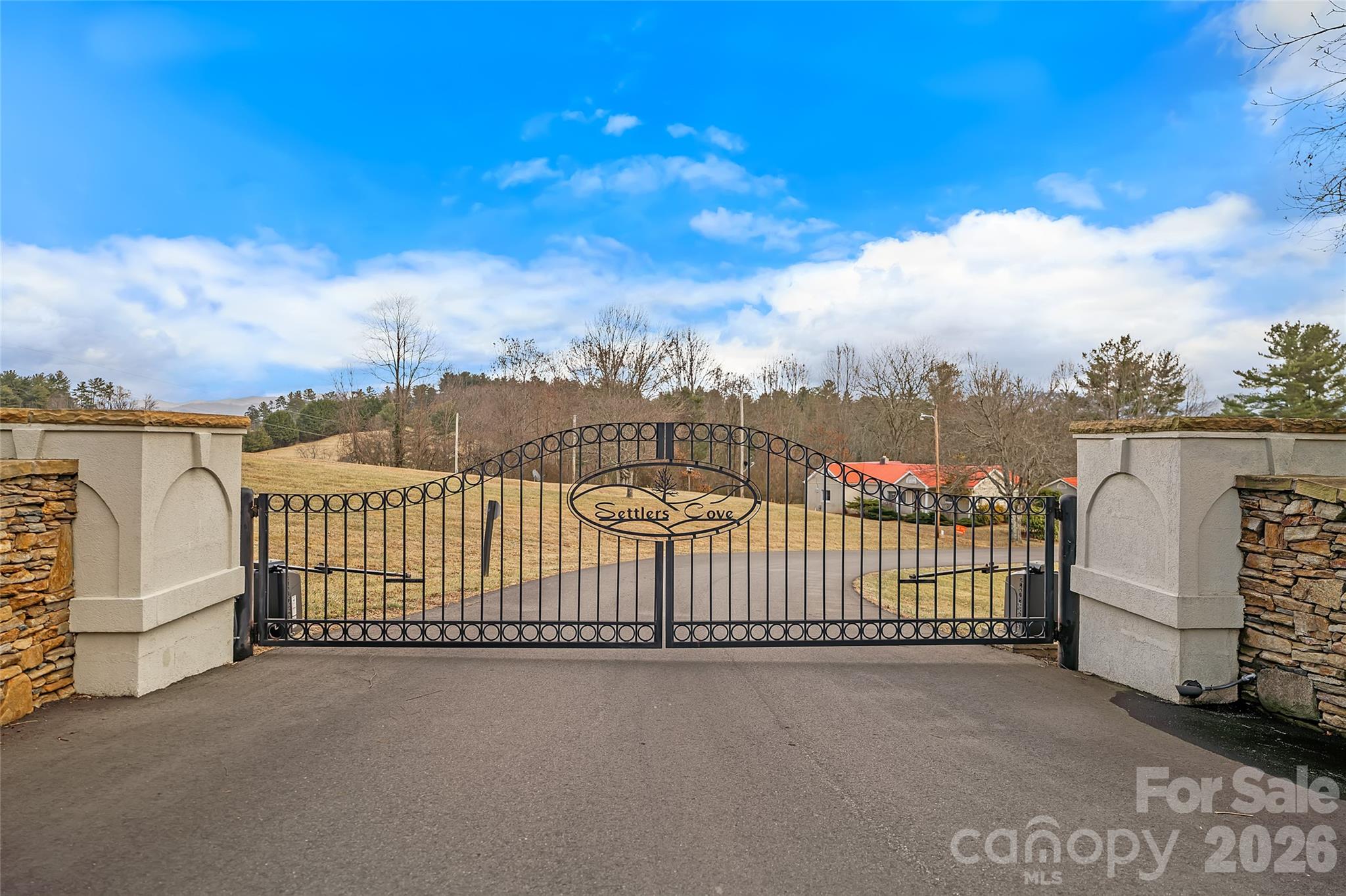 643 Settlers Trail — Mars Hill