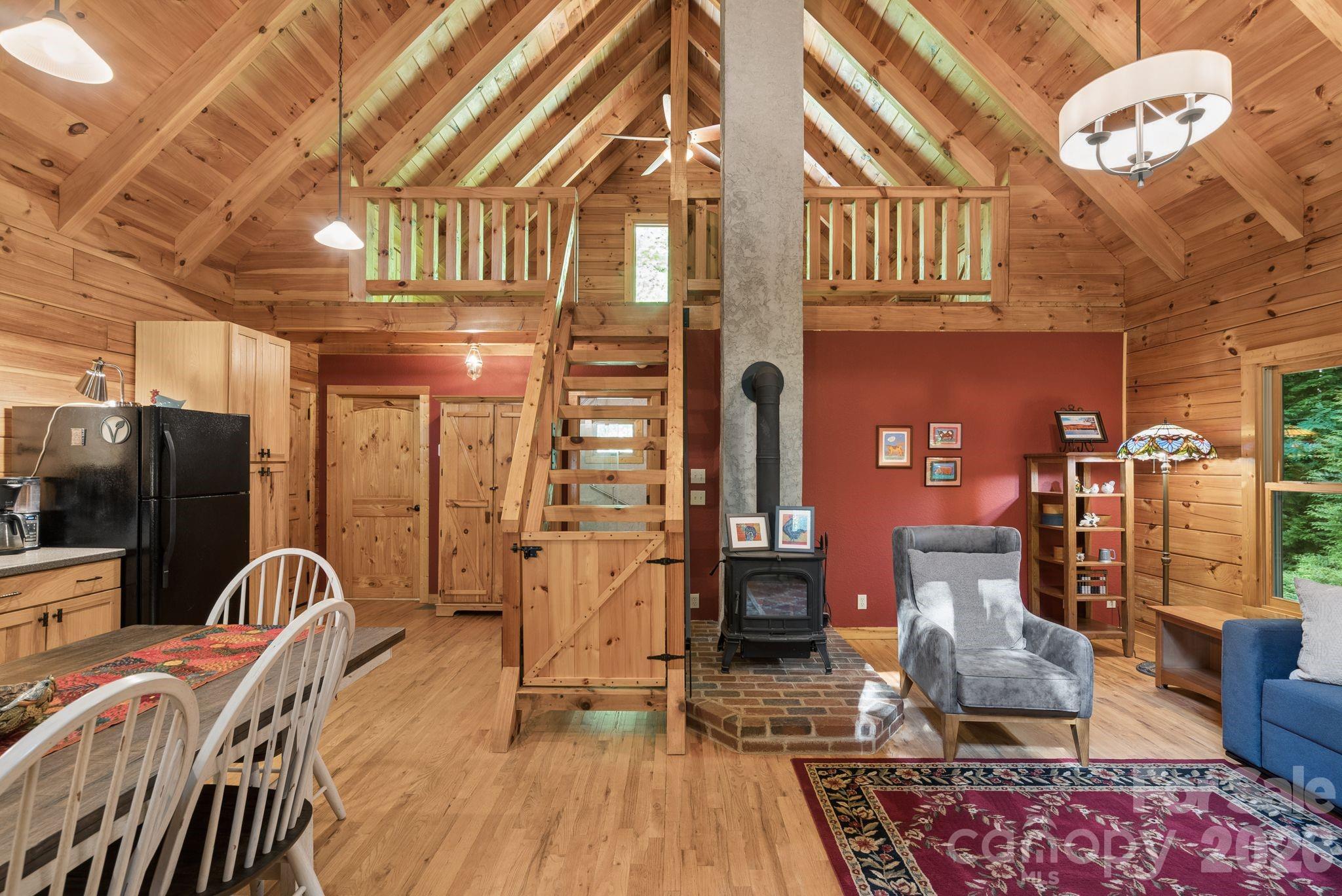 89 Apgar Road — Candler