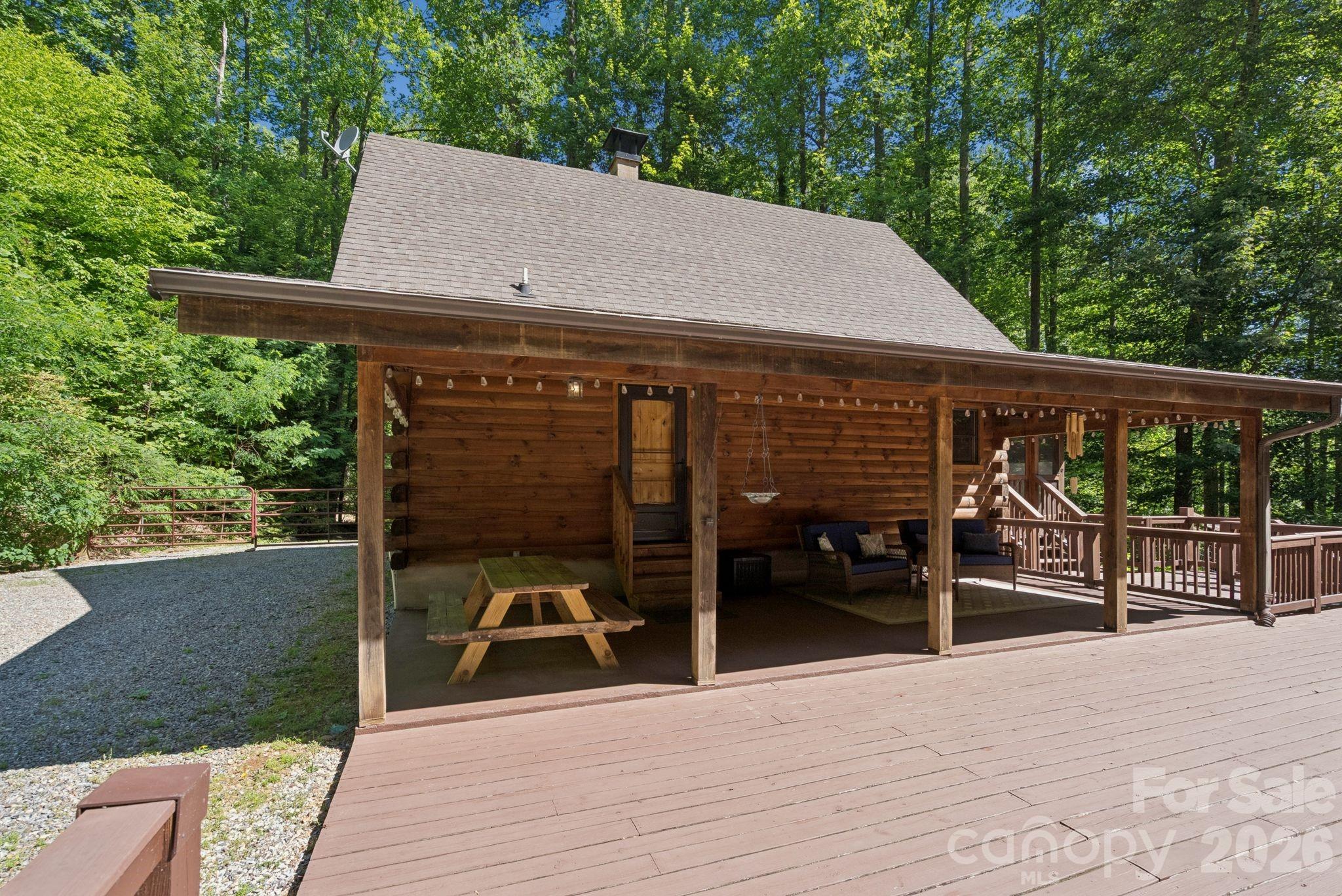 89 Apgar Road — Candler