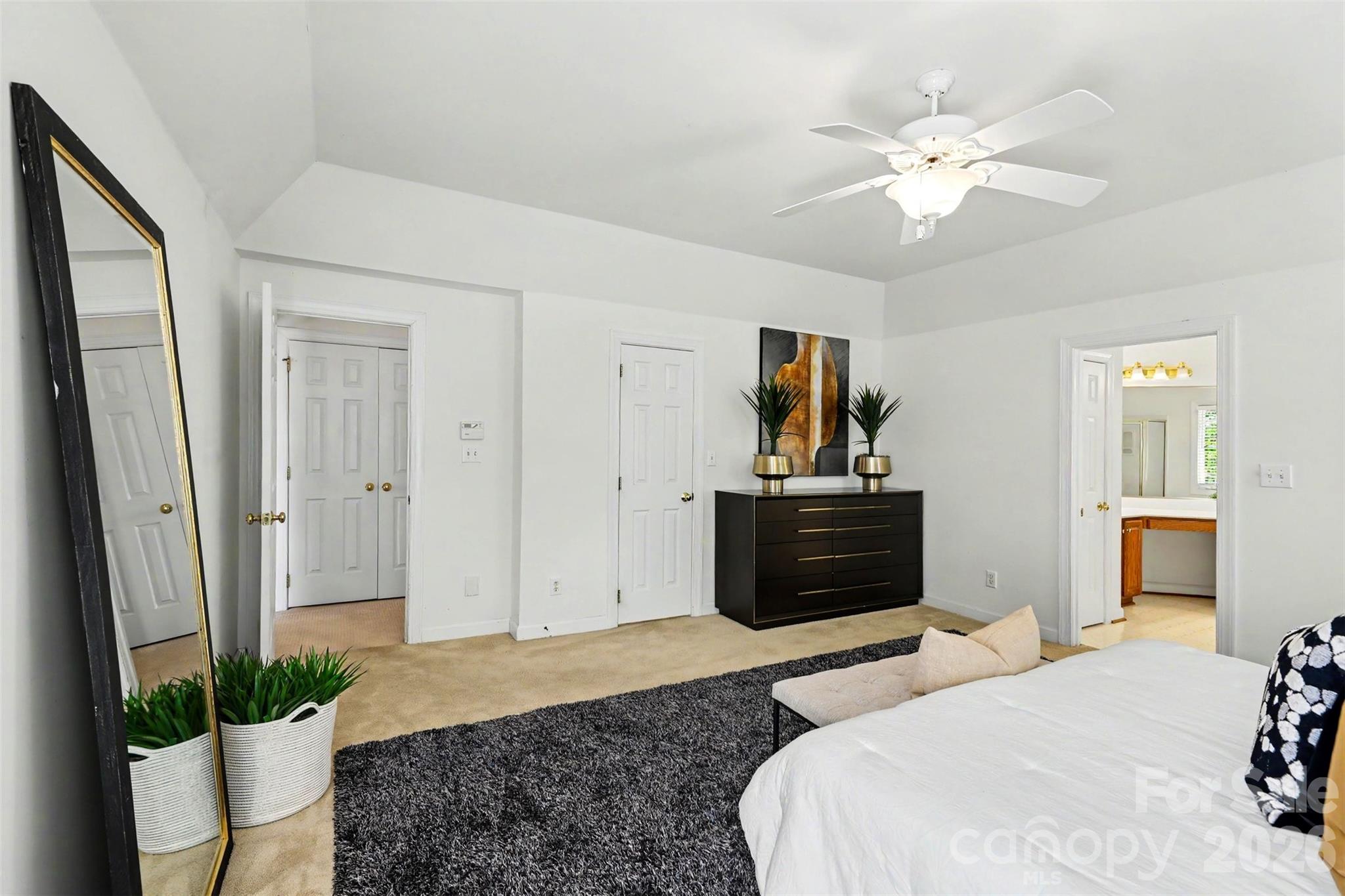 4726 Shannamara Drive — Matthews