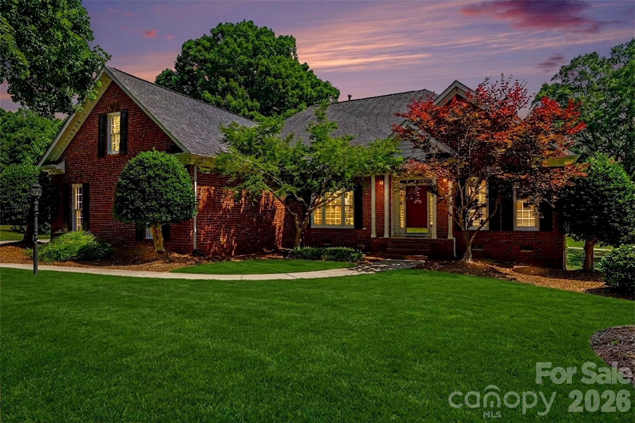 4726 Shannamara Drive — Matthews