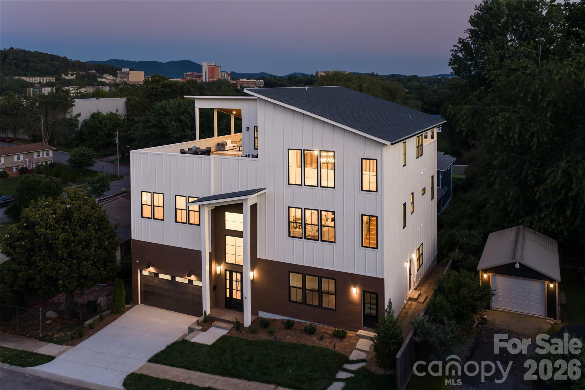 6 Dailey Drive — Asheville
