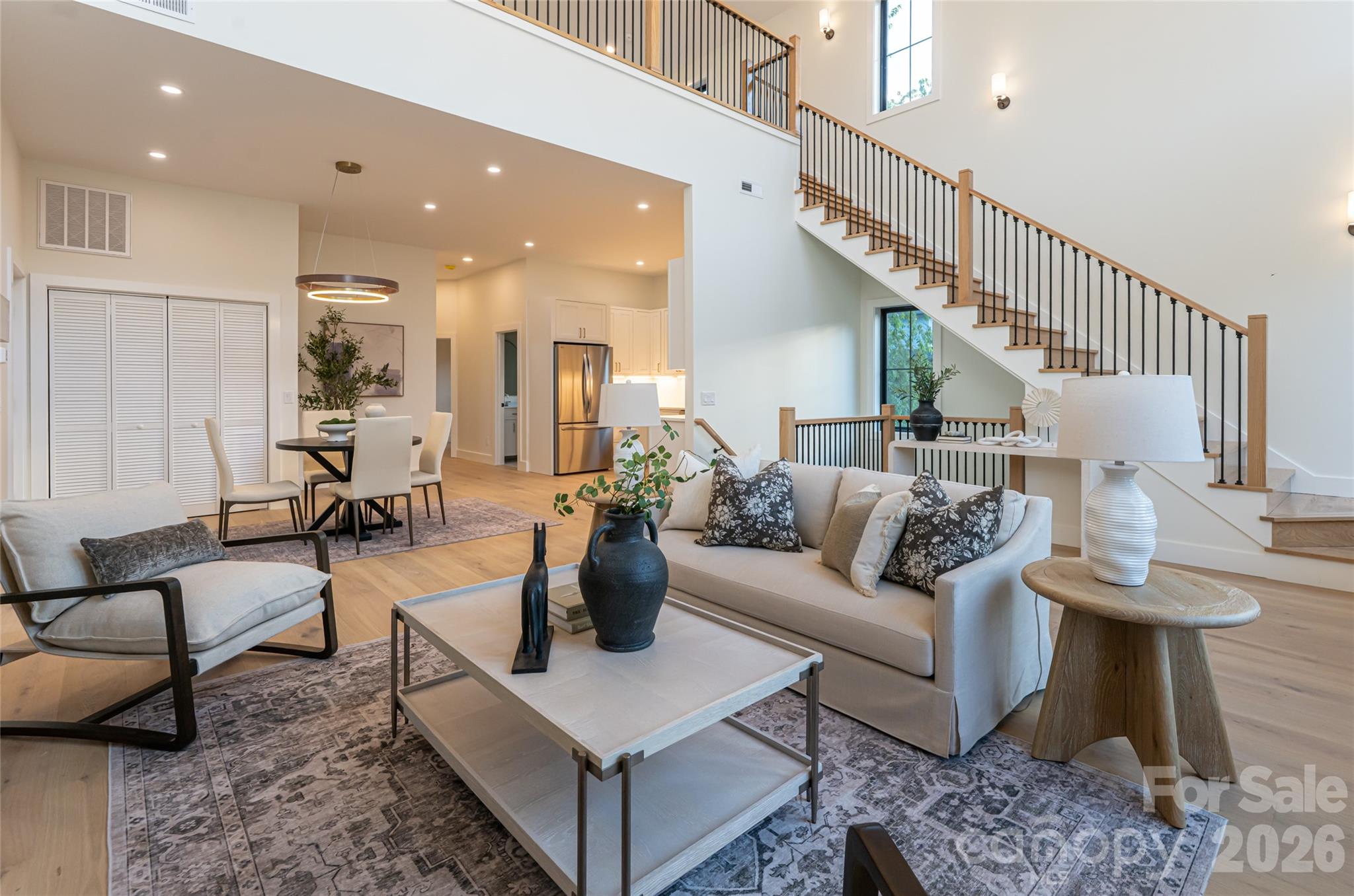 6 Dailey Drive — Asheville