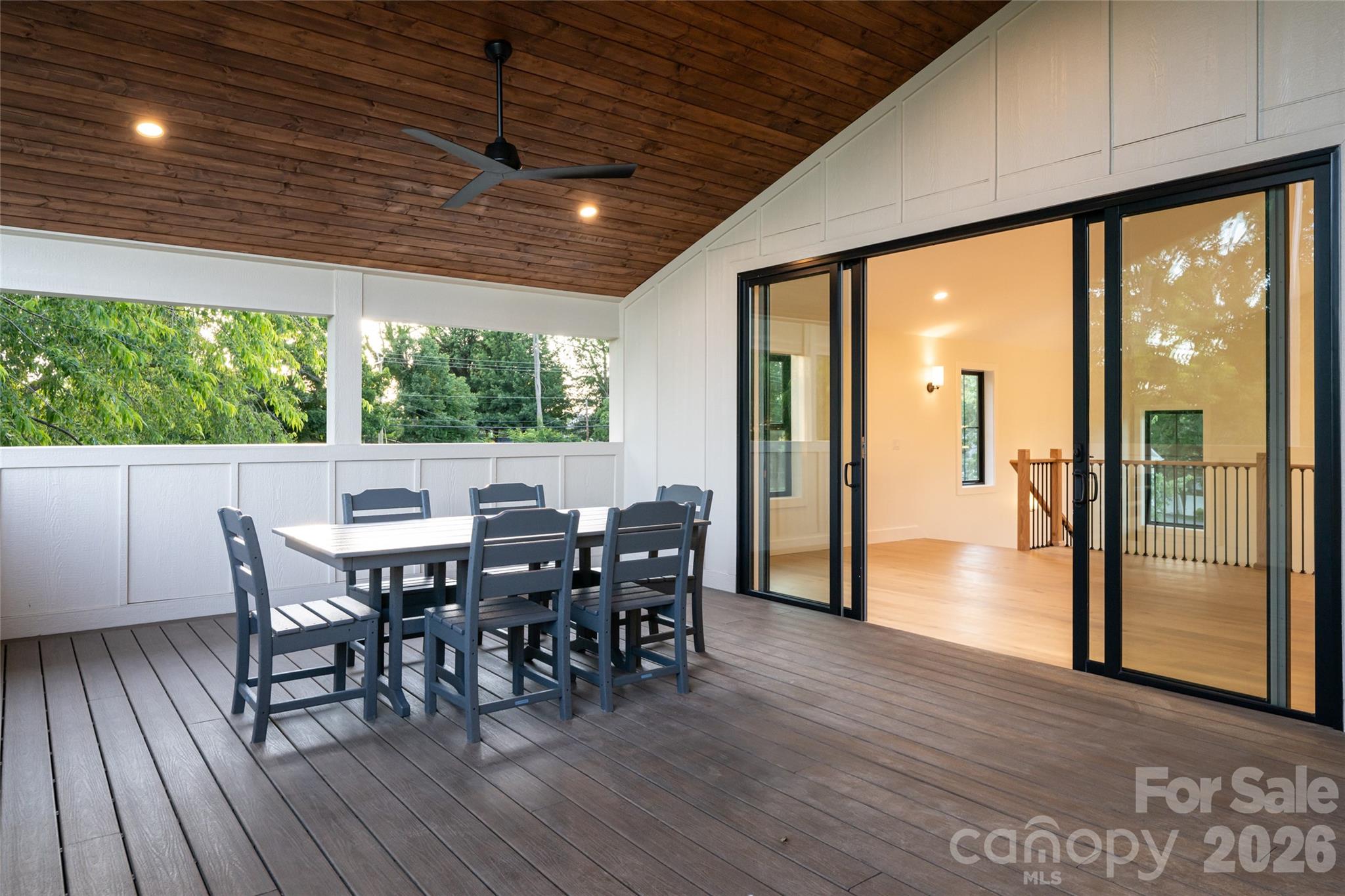6 Dailey Drive — Asheville