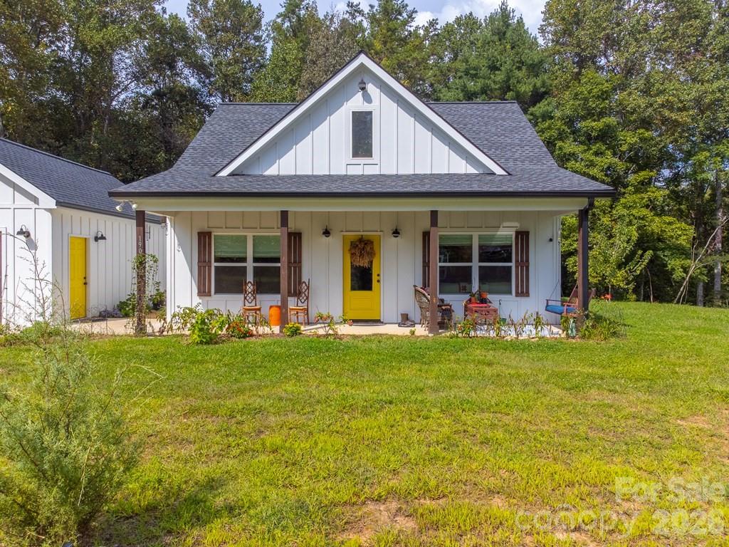 190 FORT HEMBREE Road — Hayesville
