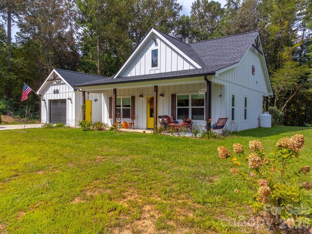 190 FORT HEMBREE Road — Hayesville