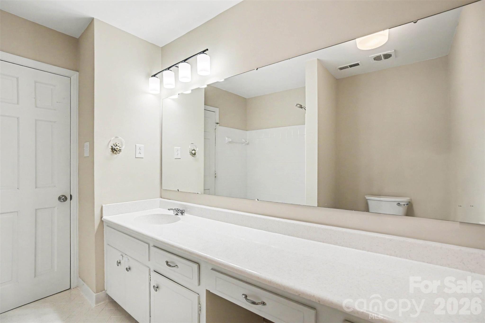 6617 Bunker Hill Circle — Charlotte
