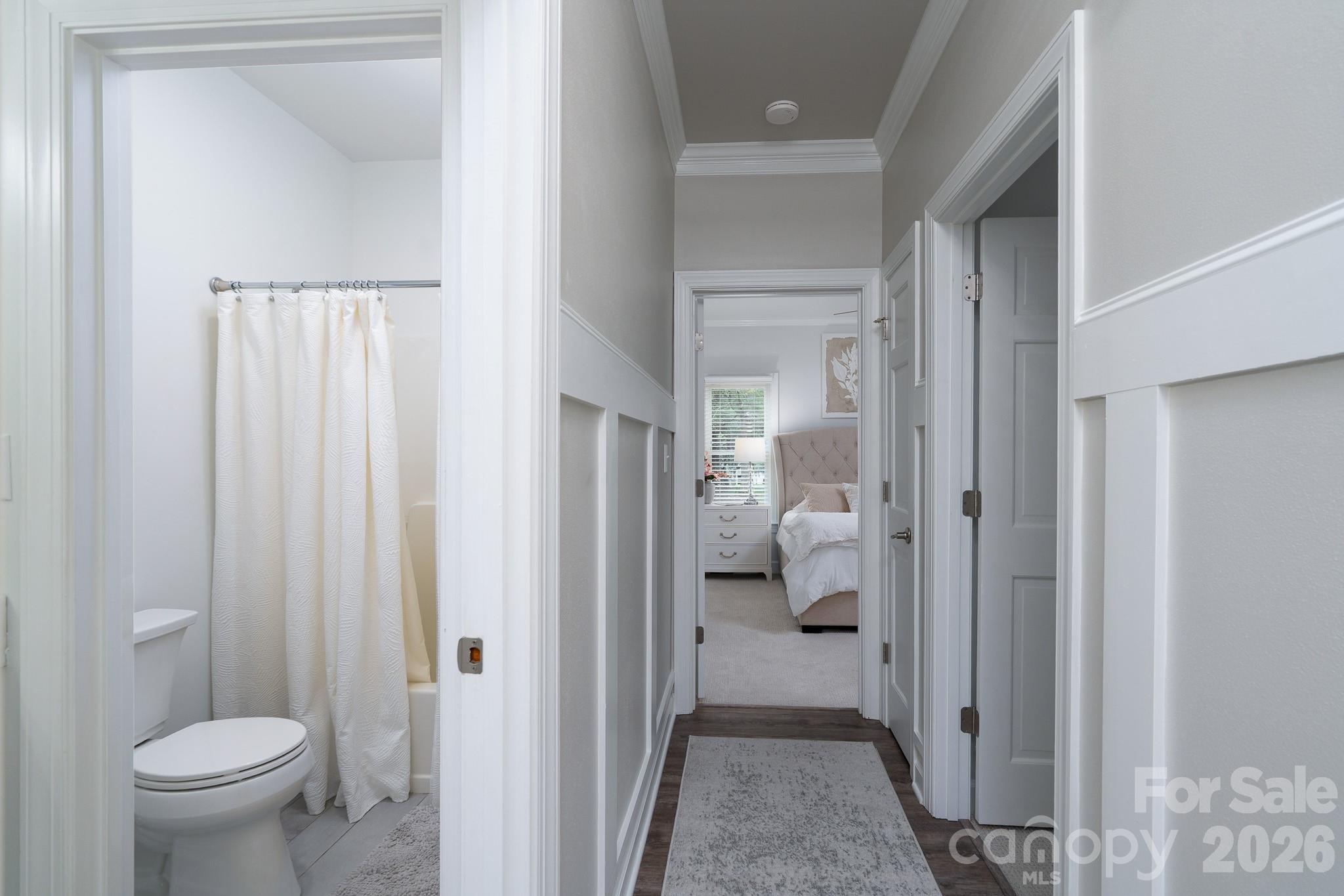 444 Millingport Lane — New London