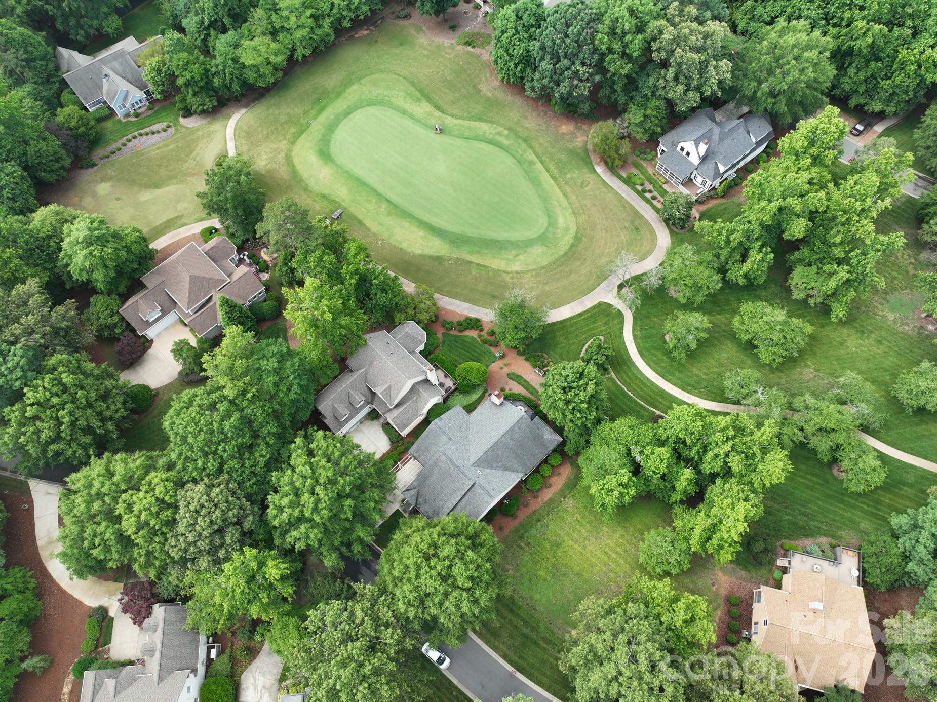 444 Millingport Lane — New London