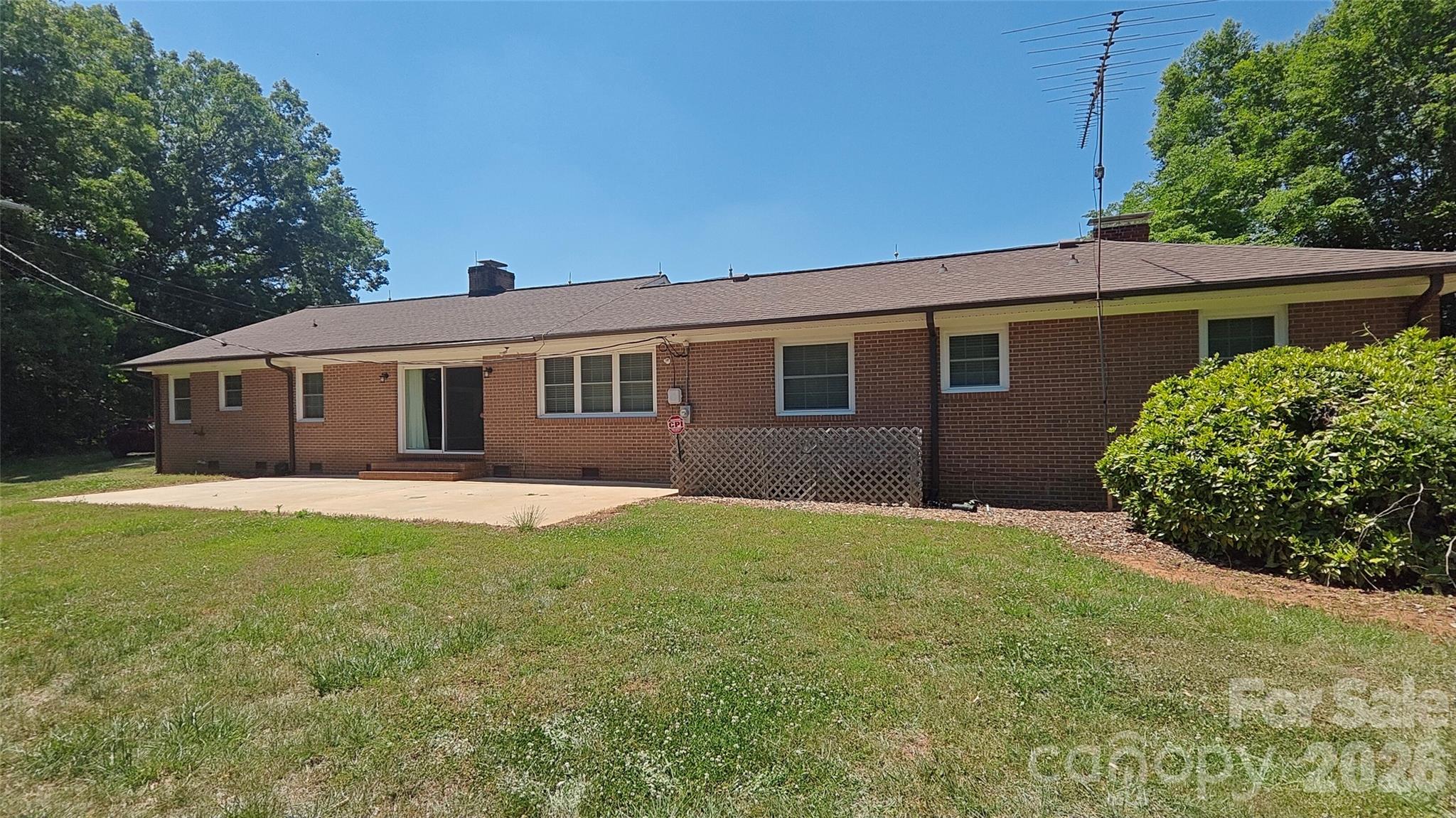 8710 Stokes Ferry Road — Salisbury