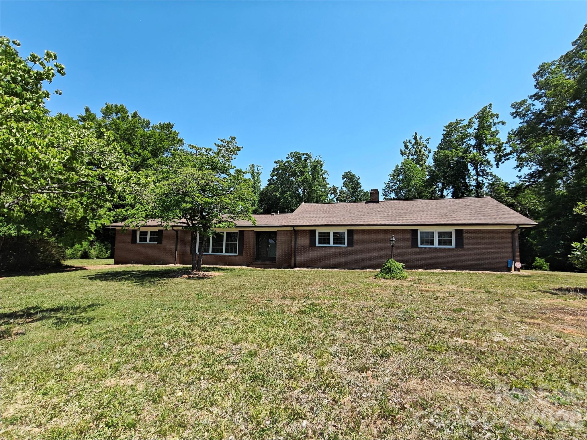 8710 Stokes Ferry Road — Salisbury