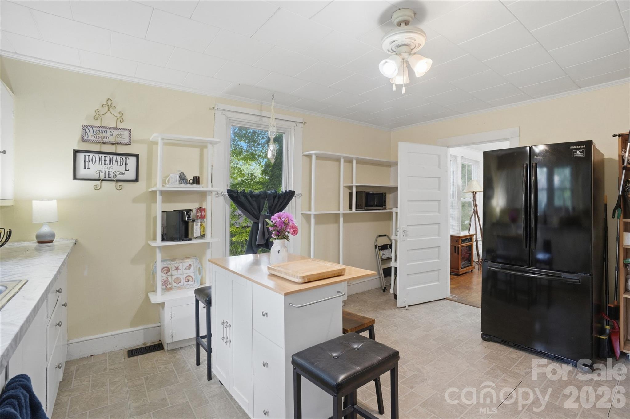 1815 Hemlock Avenue — Gastonia