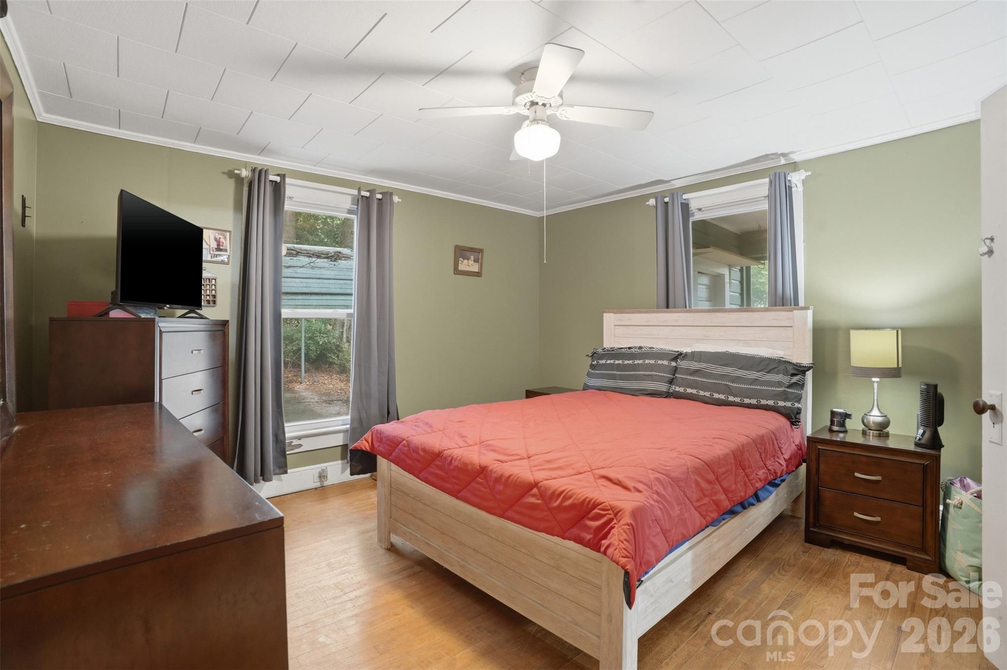 1815 Hemlock Avenue — Gastonia
