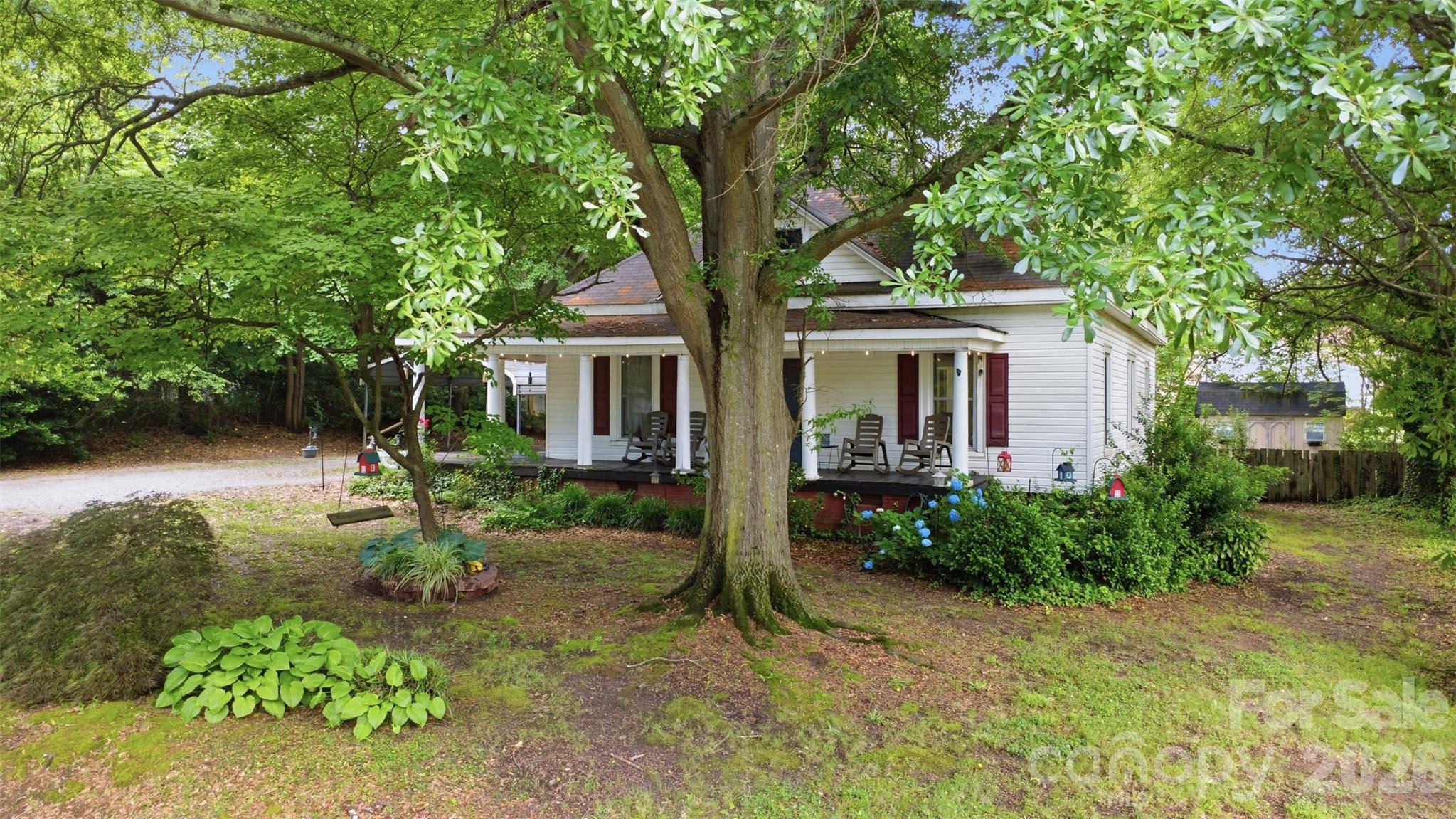 1815 Hemlock Avenue — Gastonia