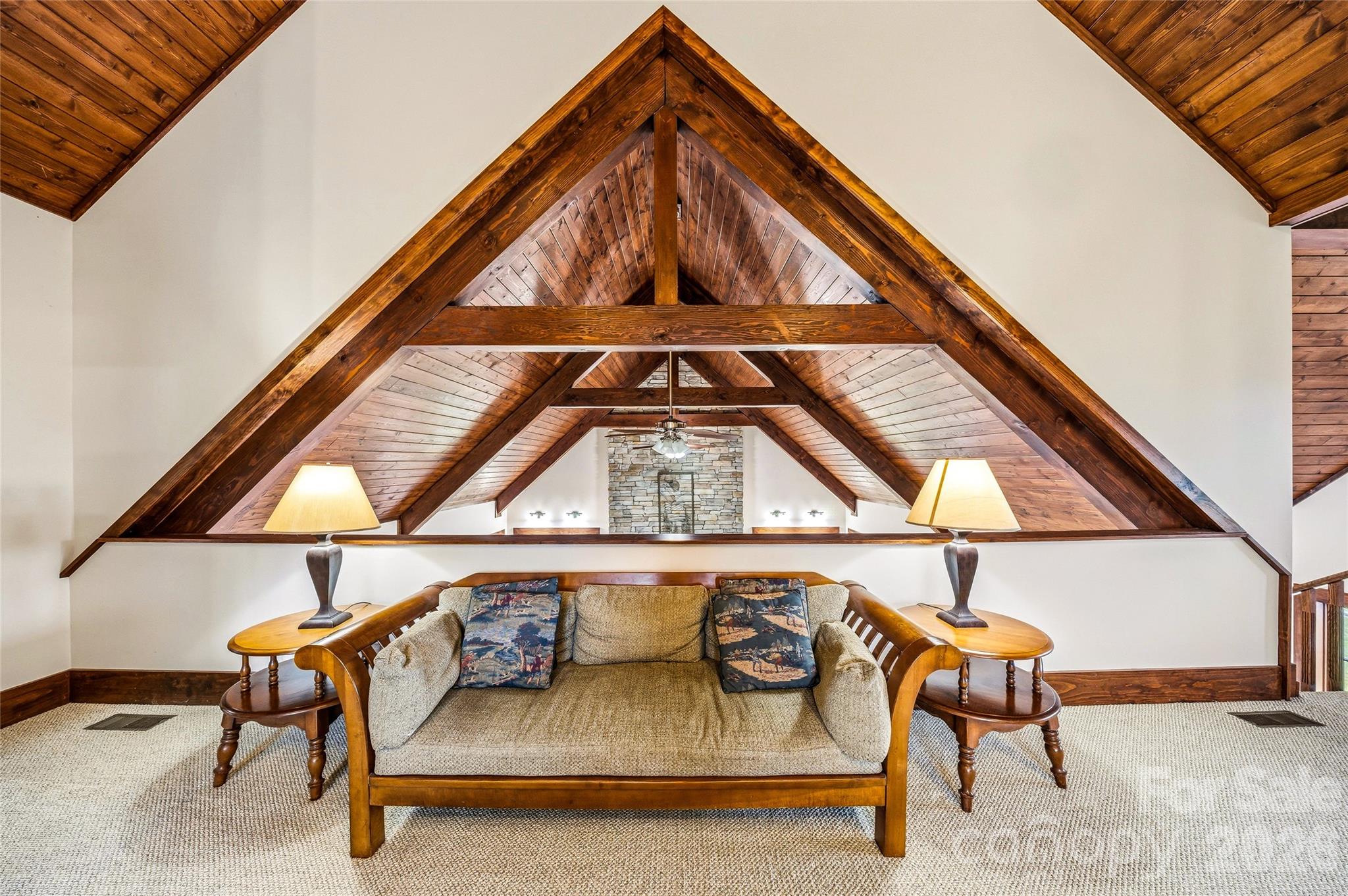 4862 Pinnacle Mountain Road — Zirconia