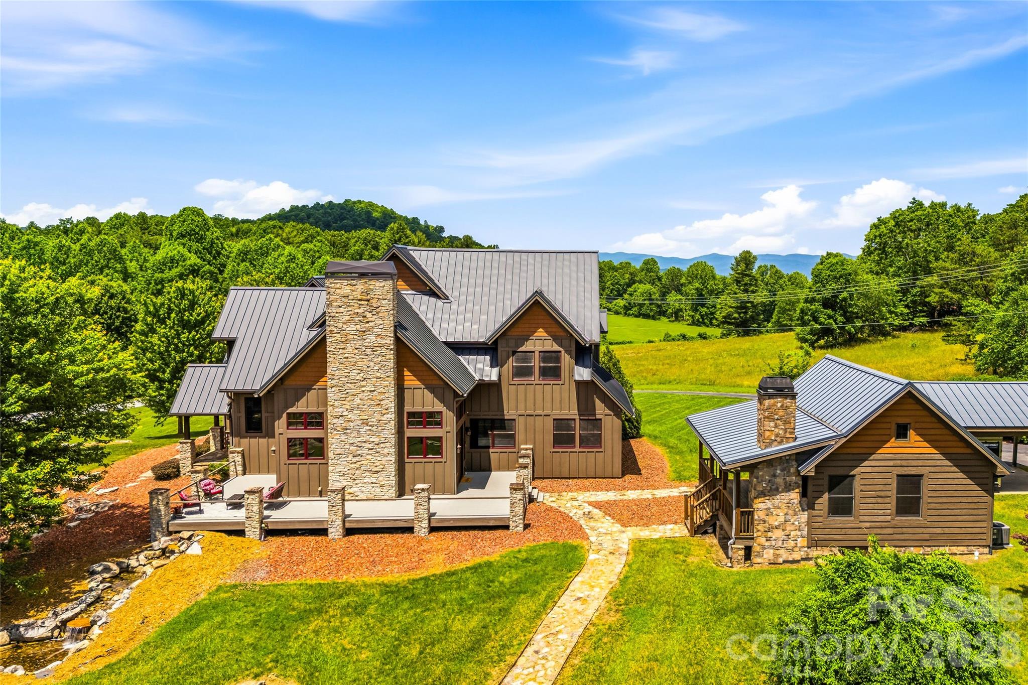 4862 Pinnacle Mountain Road — Zirconia