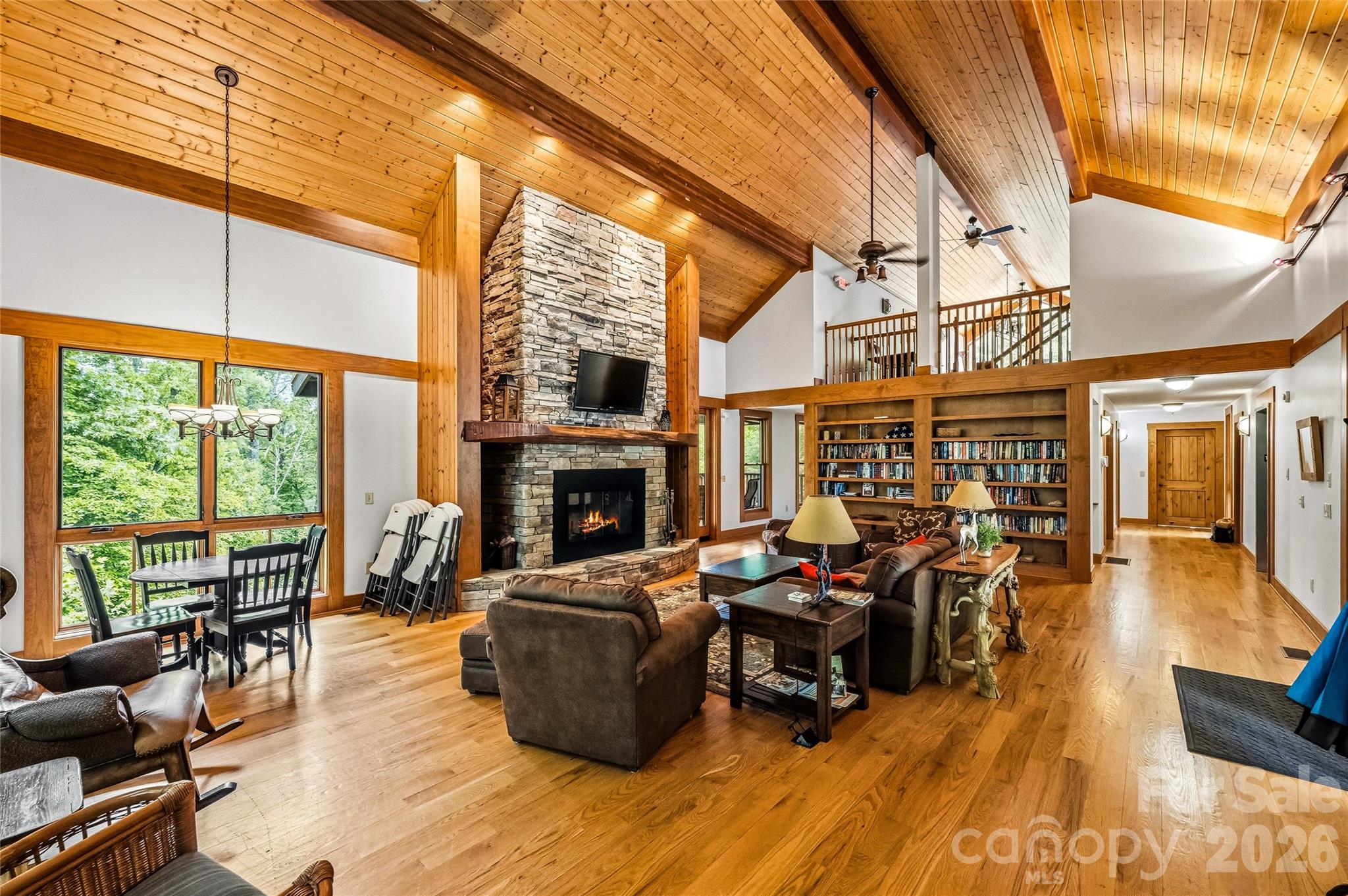 4862 Pinnacle Mountain Road — Zirconia