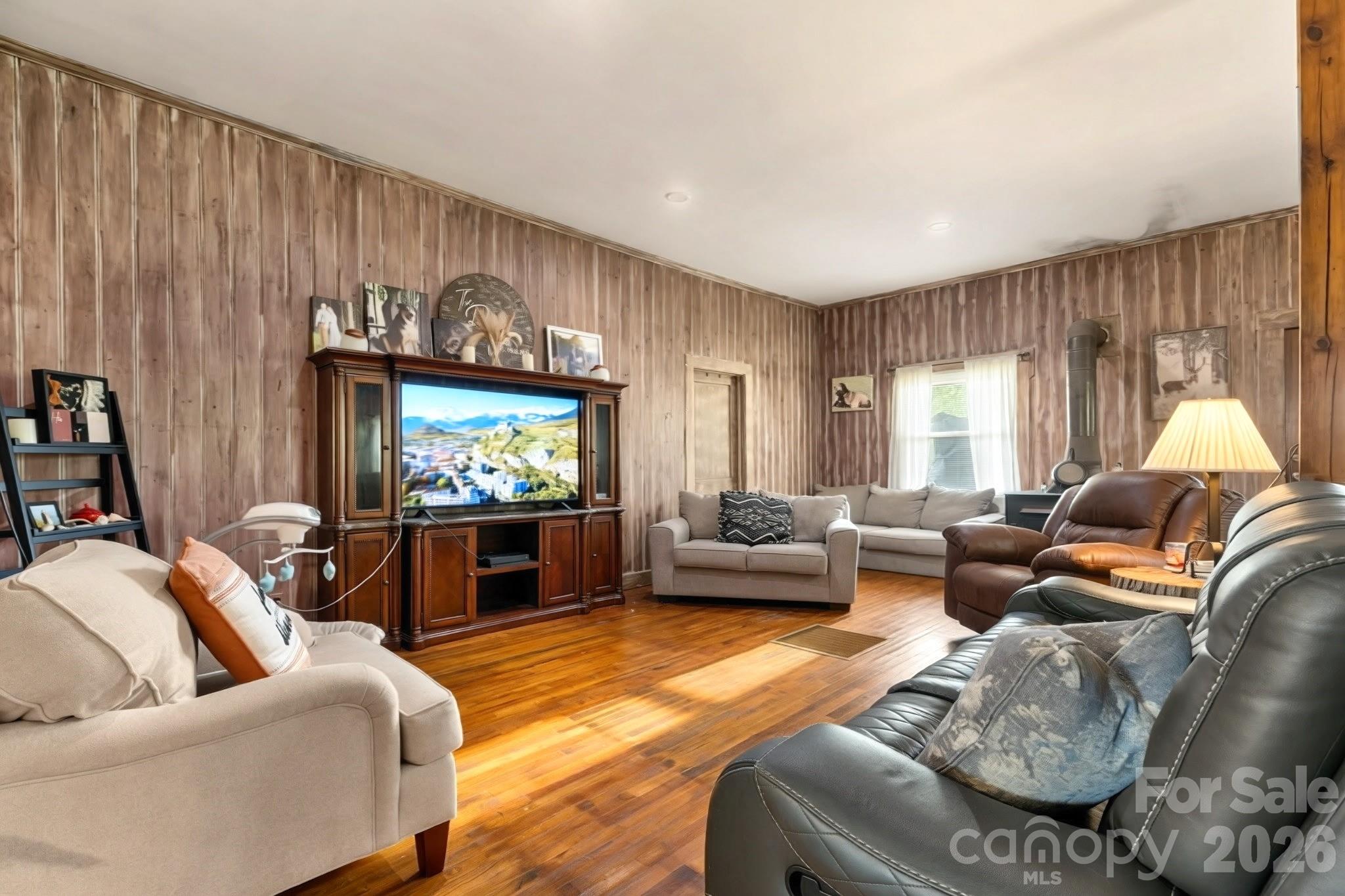 2970 Zacks Fork Road — Lenoir
