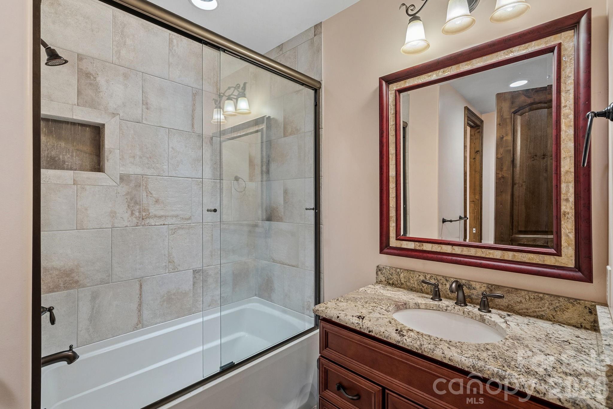 170 Fawn Lane — Mooresville
