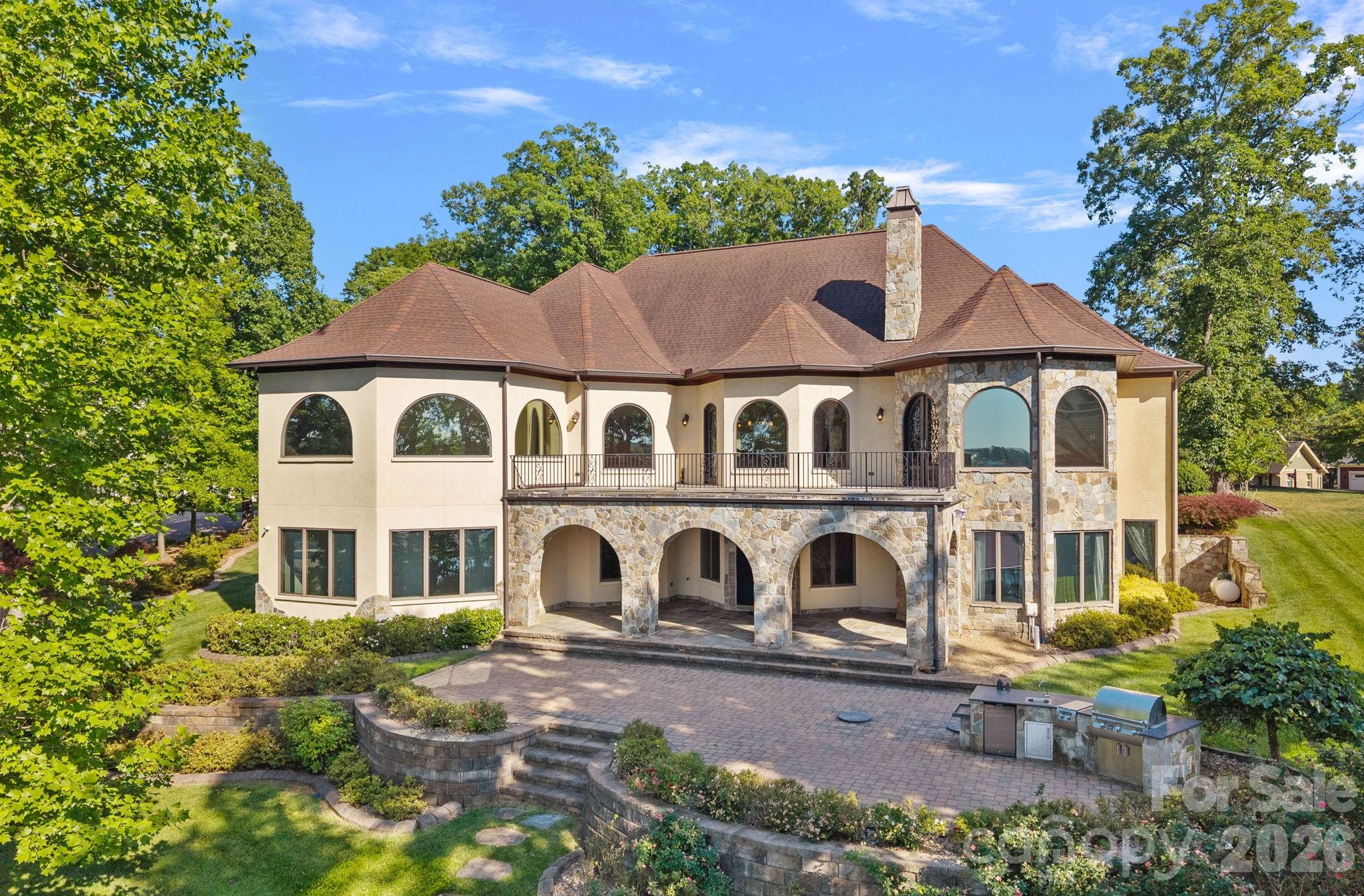 170 Fawn Lane — Mooresville