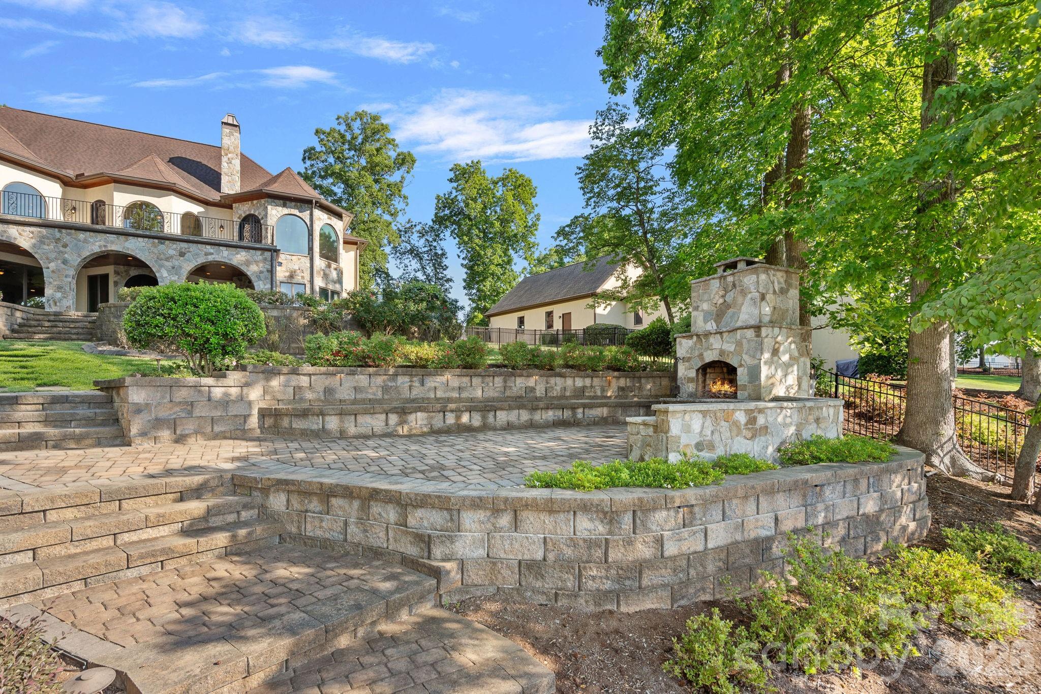 170 Fawn Lane — Mooresville