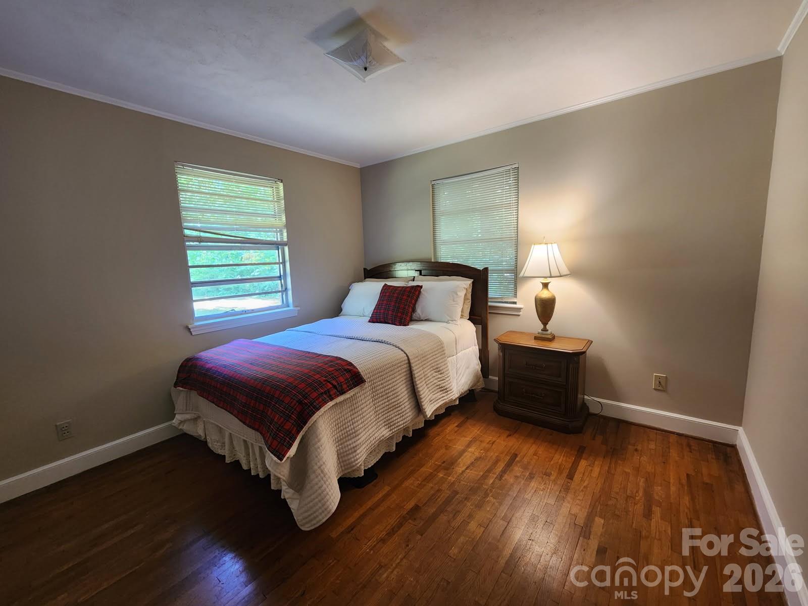 2333 Lynwood Drive — Lancaster