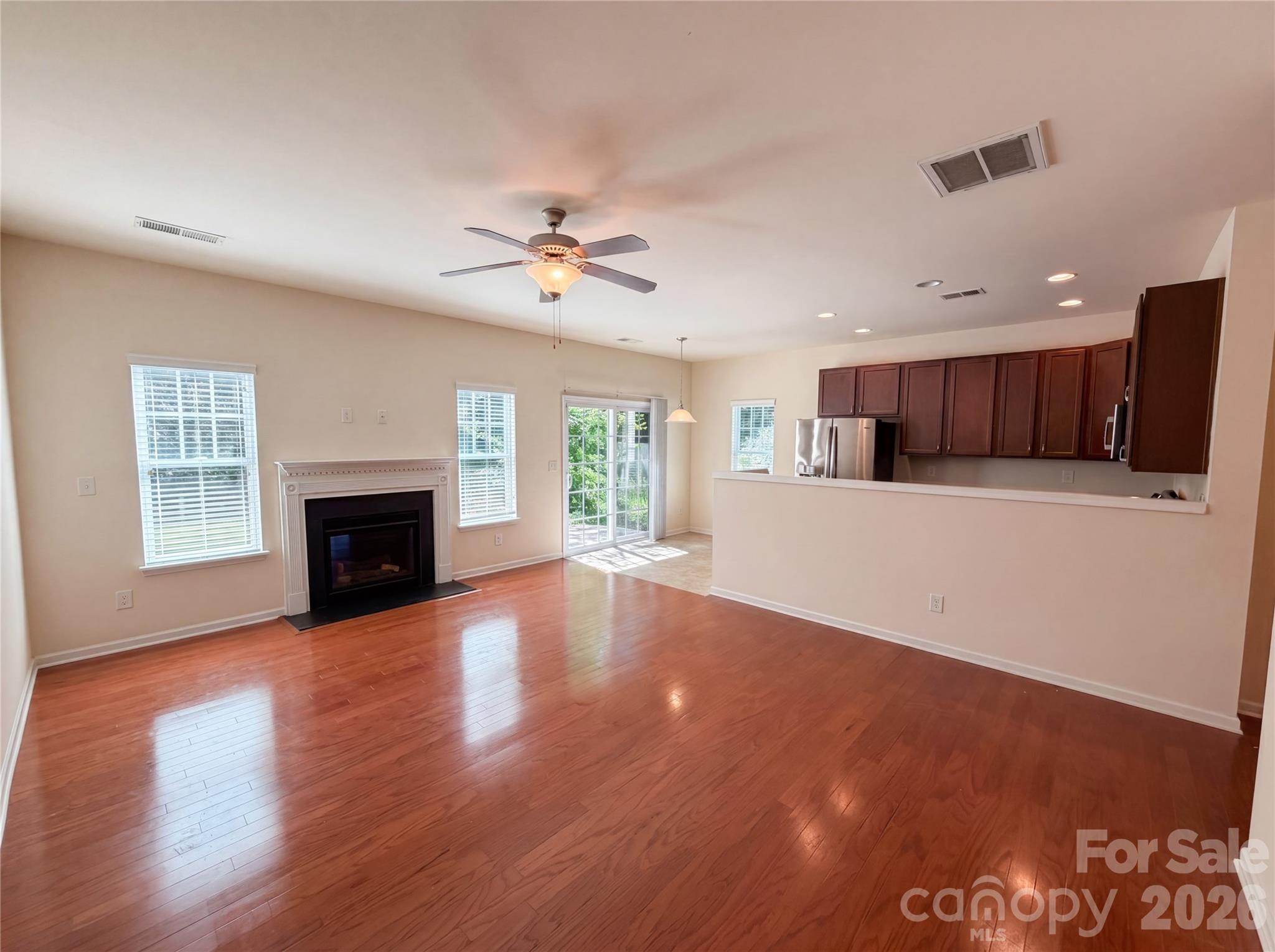 13809 Singleleaf Lane — Charlotte