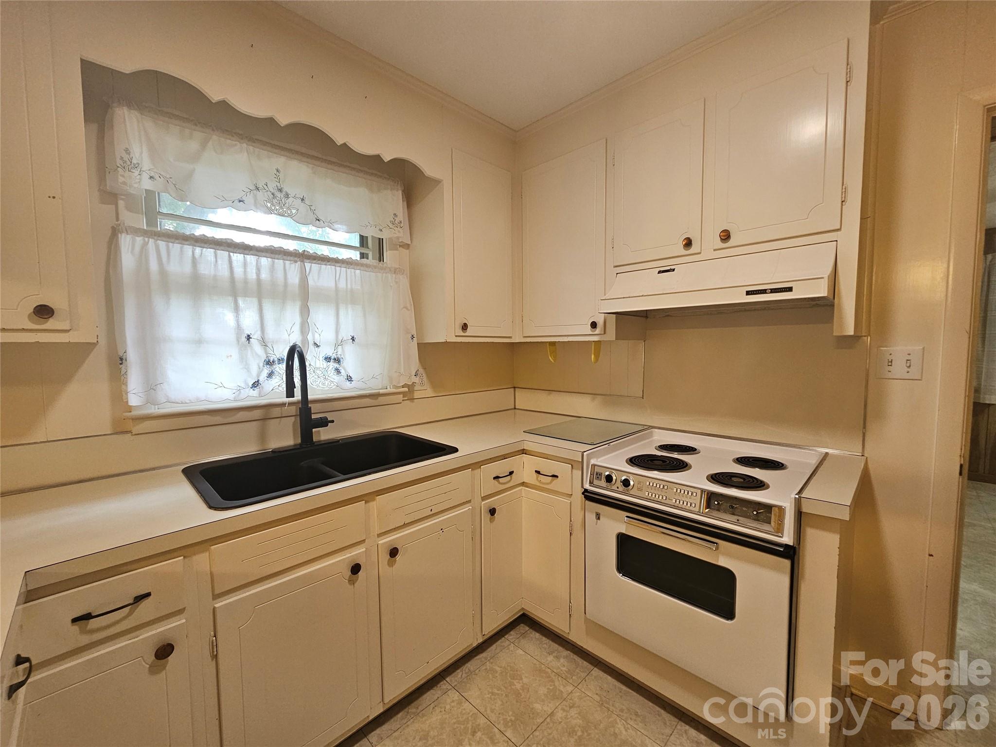 3025 Hazel Drive — Shelby